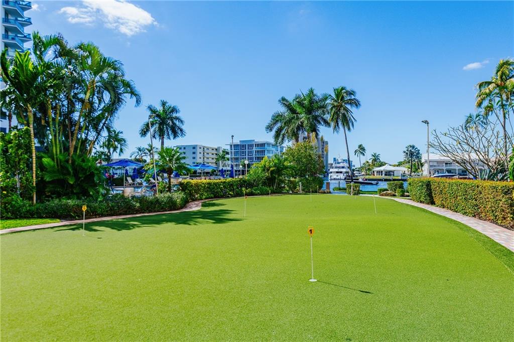 Coral Ridge Towers - Residential
