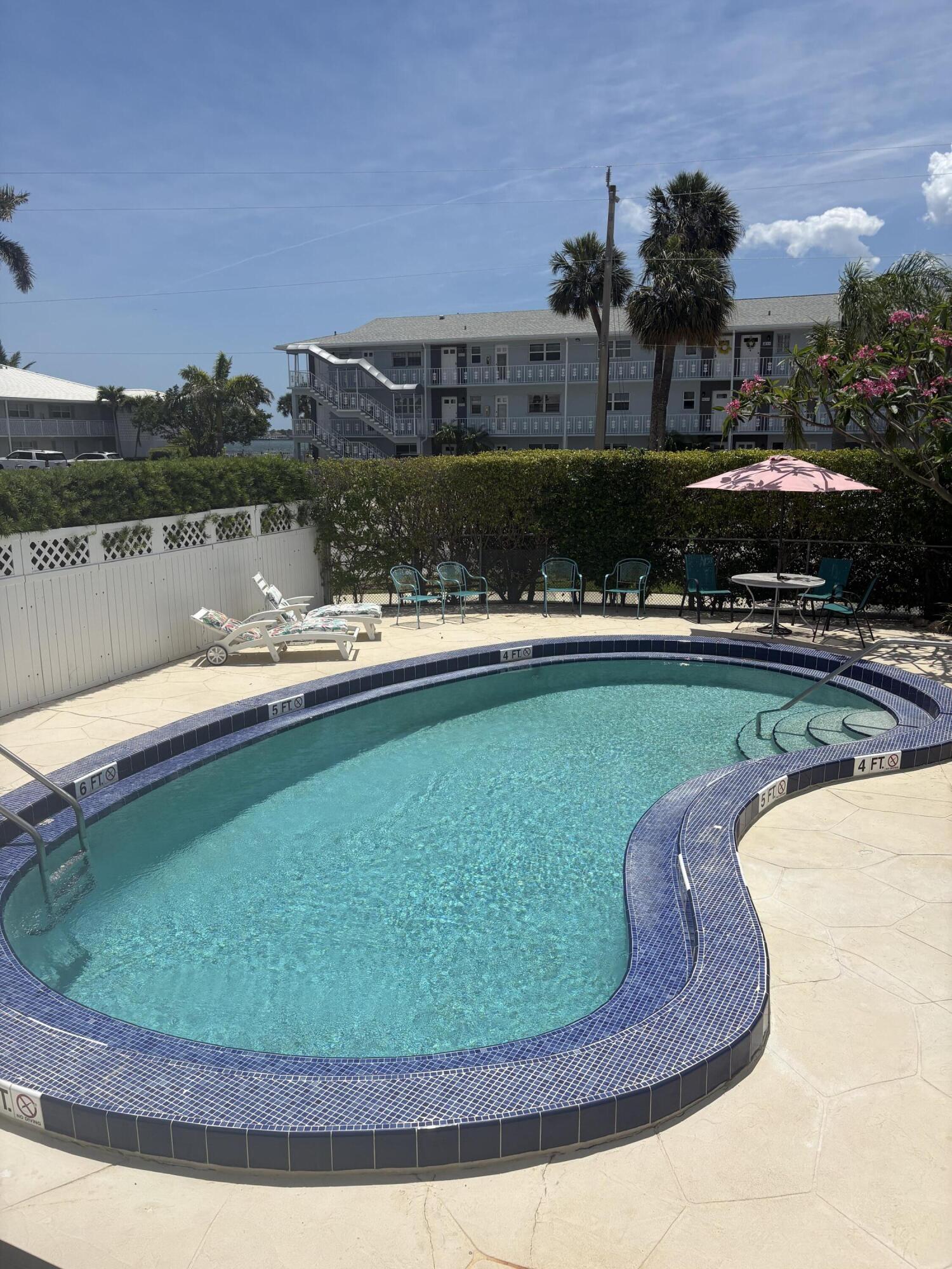 HAMPSHIRE ARMS CONDO - Residential Lease
