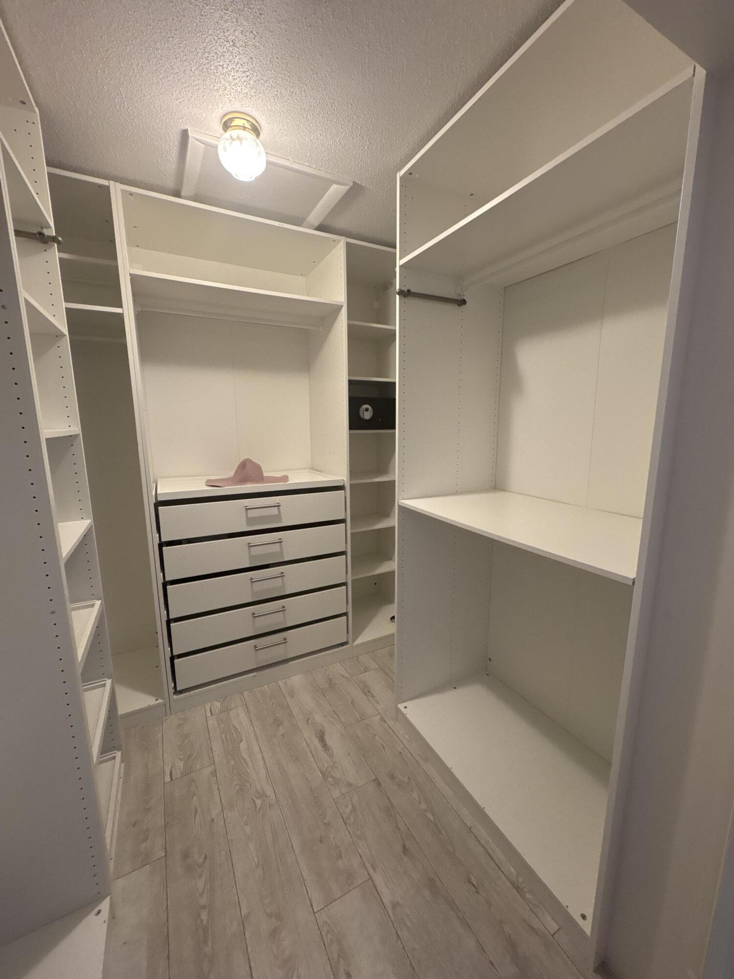 HAMPSHIRE ARMS CONDO - Residential Lease
