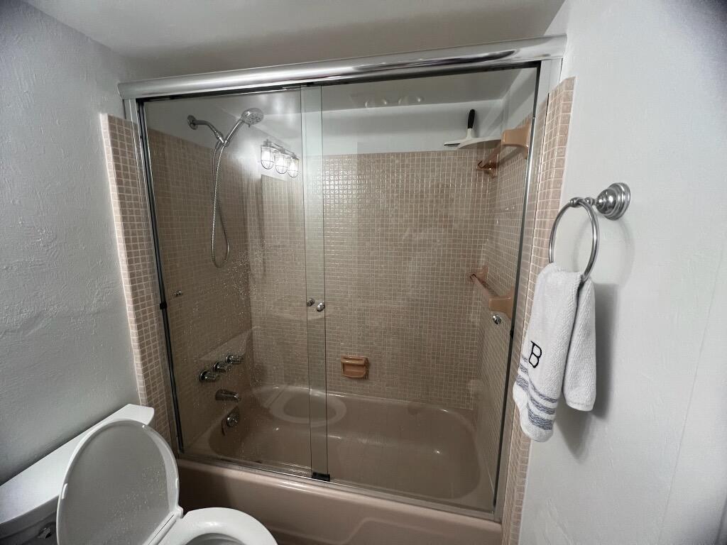 HAMPSHIRE ARMS CONDO - Residential Lease