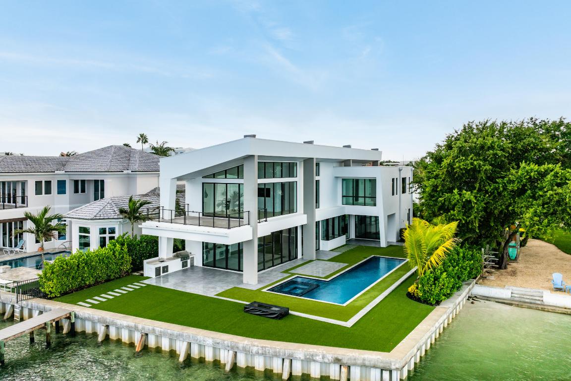 JUPITER HEIGHTS - Residential