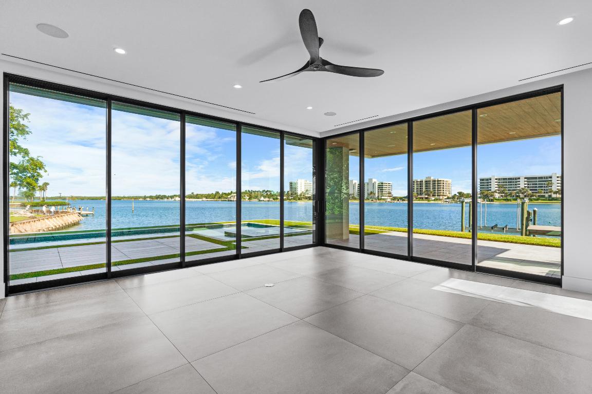 JUPITER HEIGHTS - Residential