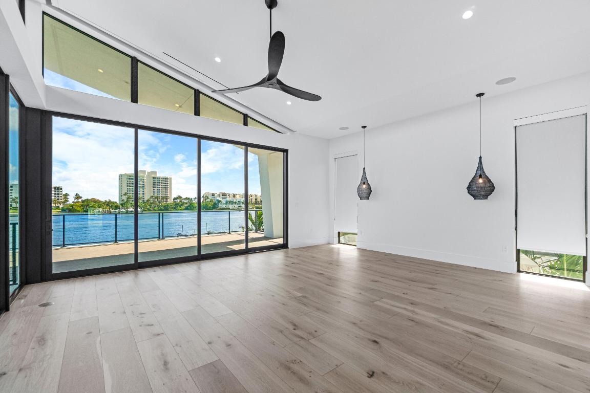 JUPITER HEIGHTS - Residential