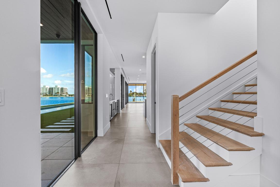 JUPITER HEIGHTS - Residential