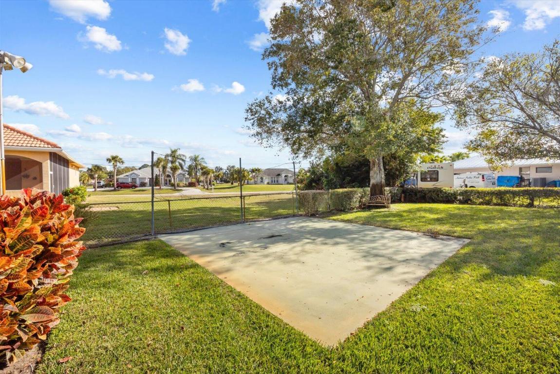 PORT ST LUCIE SECTION 37 - Residential