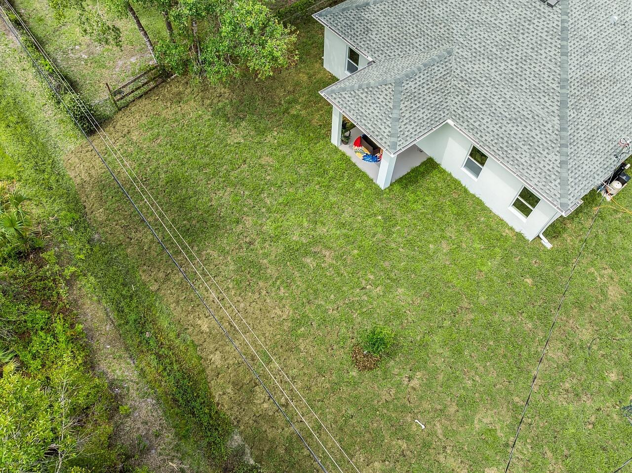 VERO LAKE ESTATES UNIT P - Residential