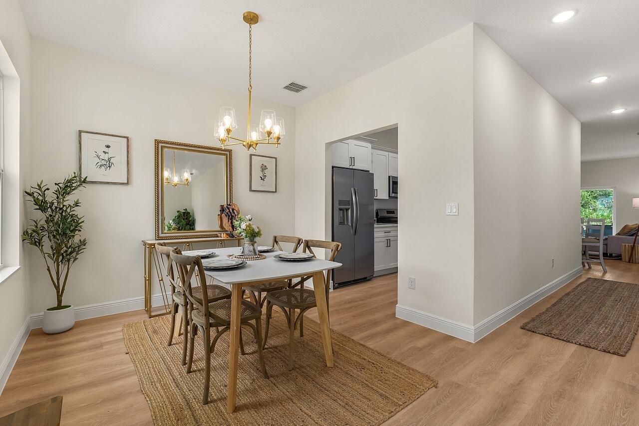 VERO LAKE ESTATES UNIT P - Residential