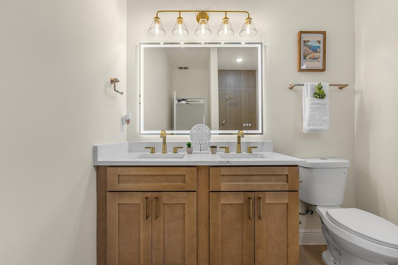 VERO LAKE ESTATES UNIT P - Residential