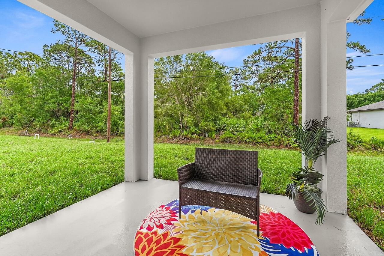 VERO LAKE ESTATES UNIT P - Residential