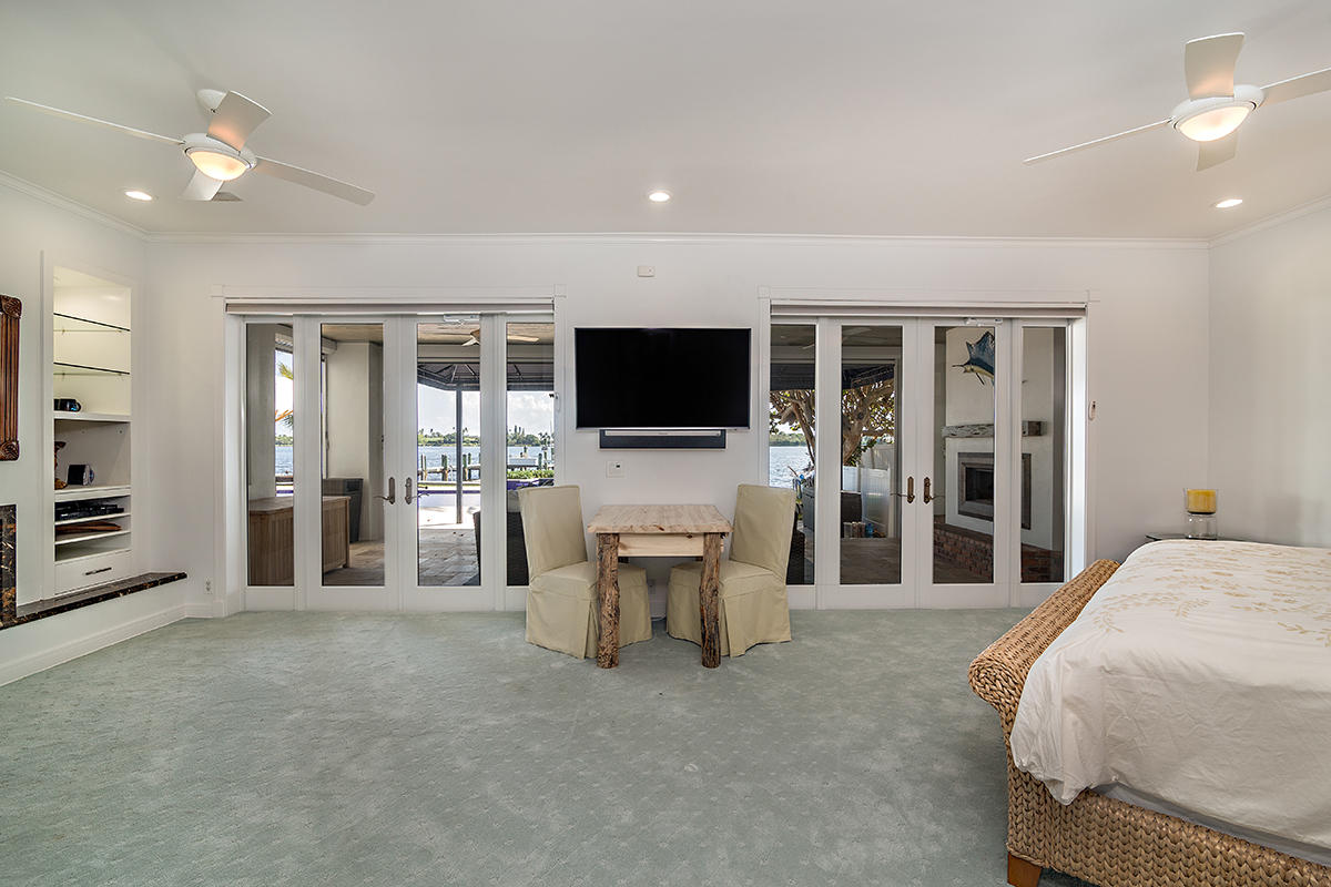 NORTH SHORE TERRACE 1 - Residential