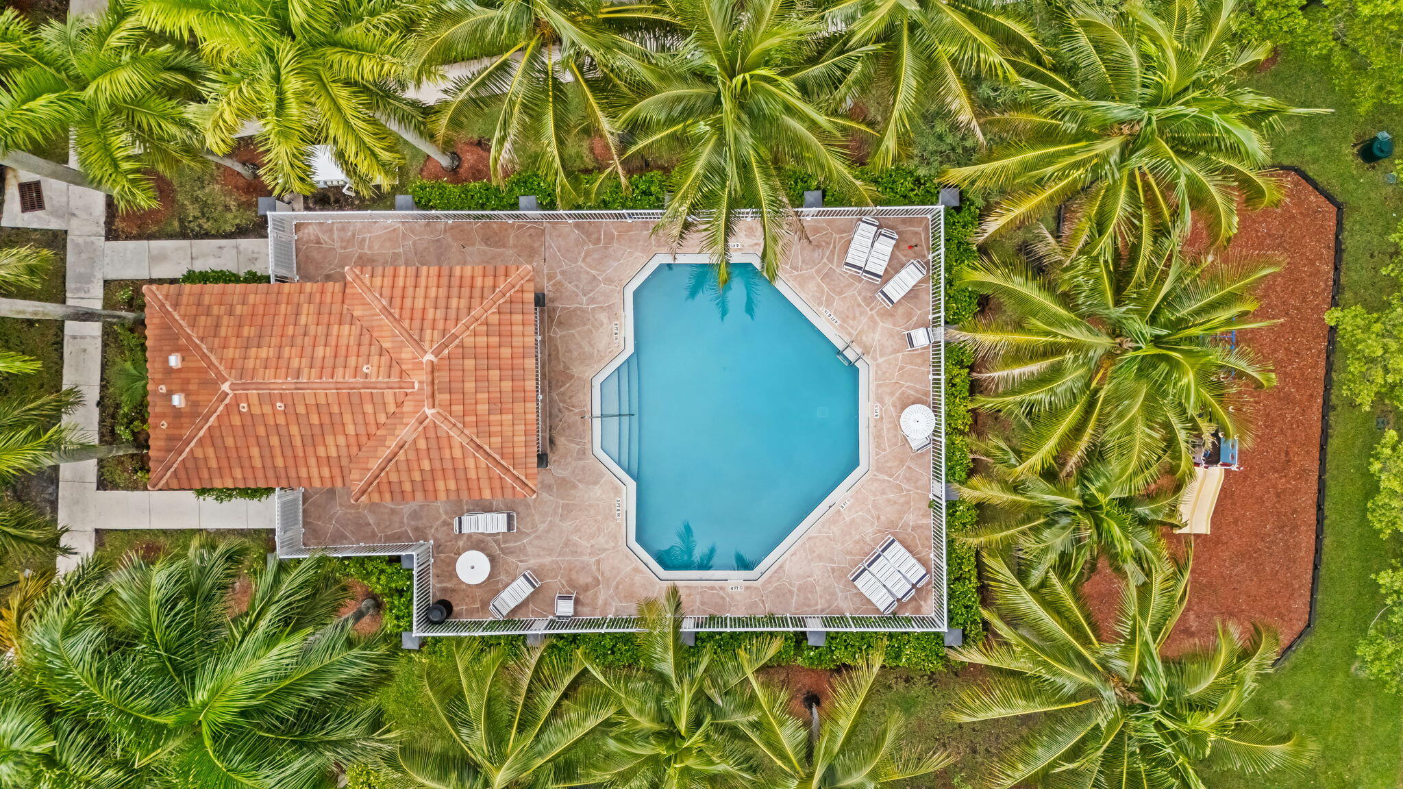 KINGS POINT COMMERCIAL PARK - Residential