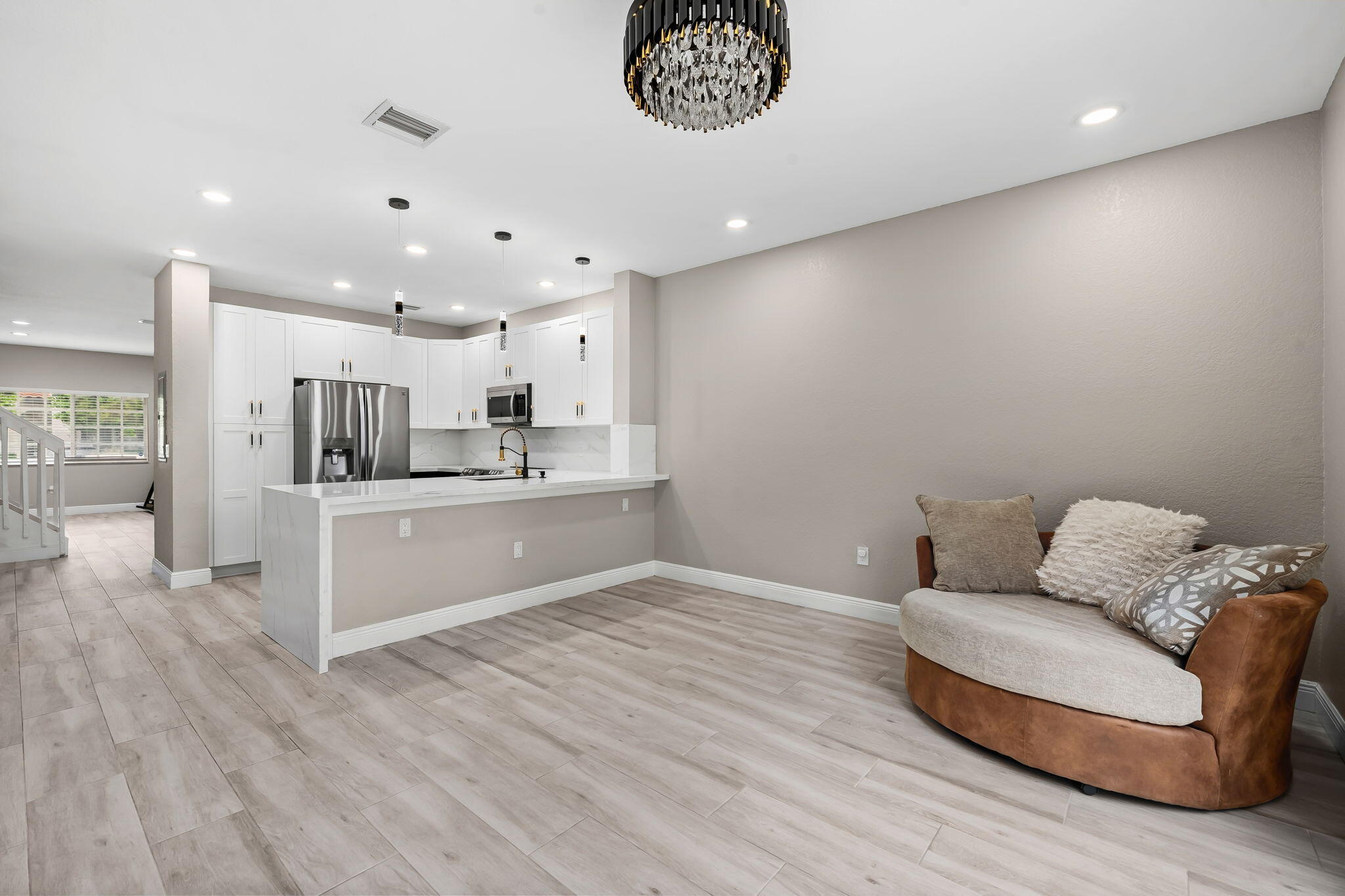 KINGS POINT COMMERCIAL PARK - Residential