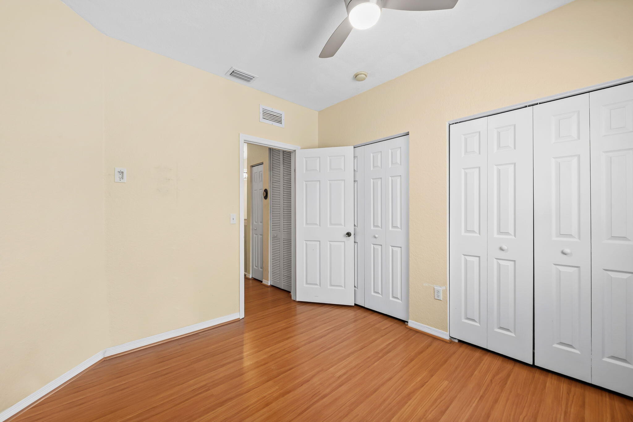 KINGS POINT COMMERCIAL PARK - Residential