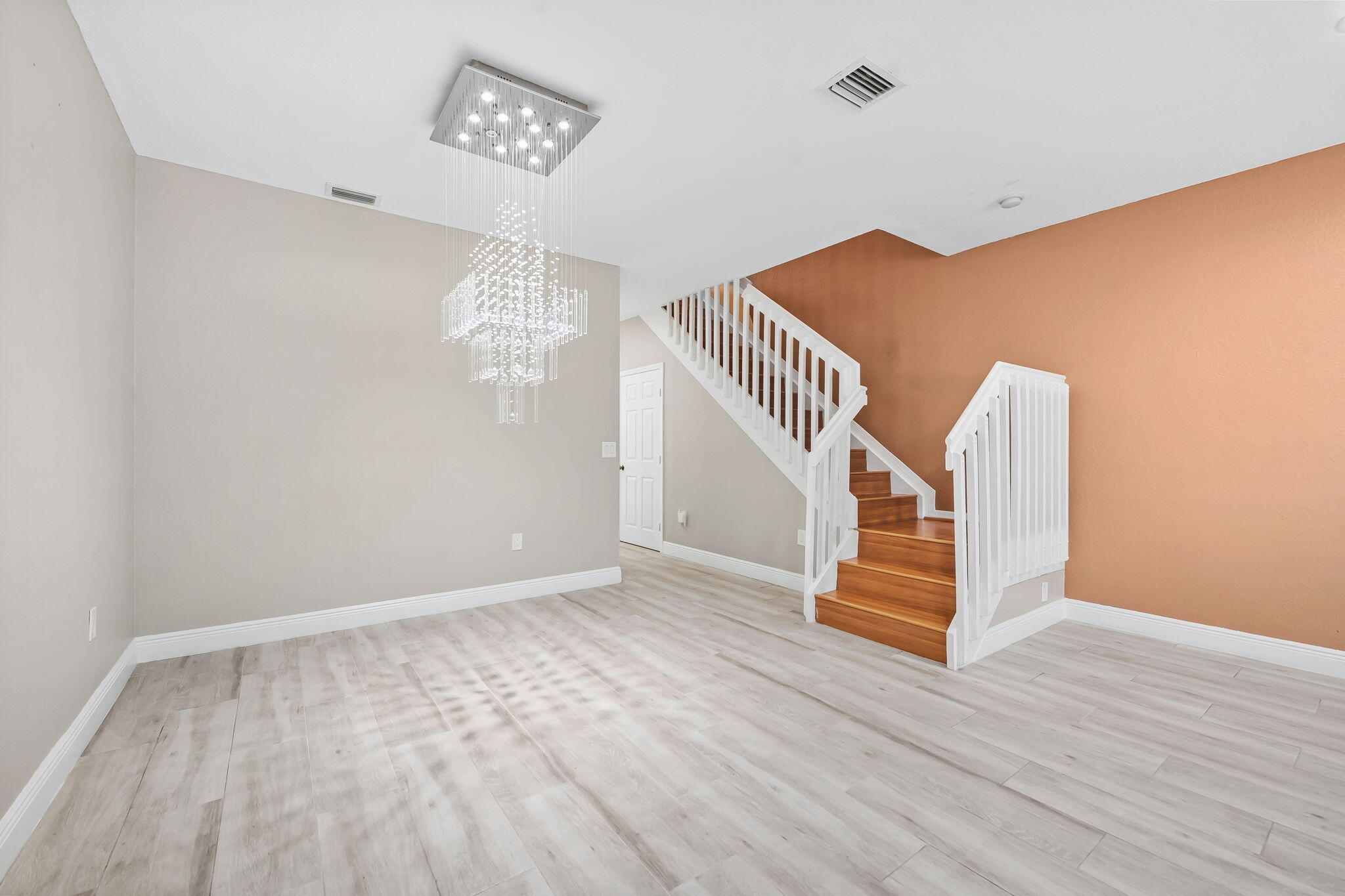 KINGS POINT COMMERCIAL PARK - Residential