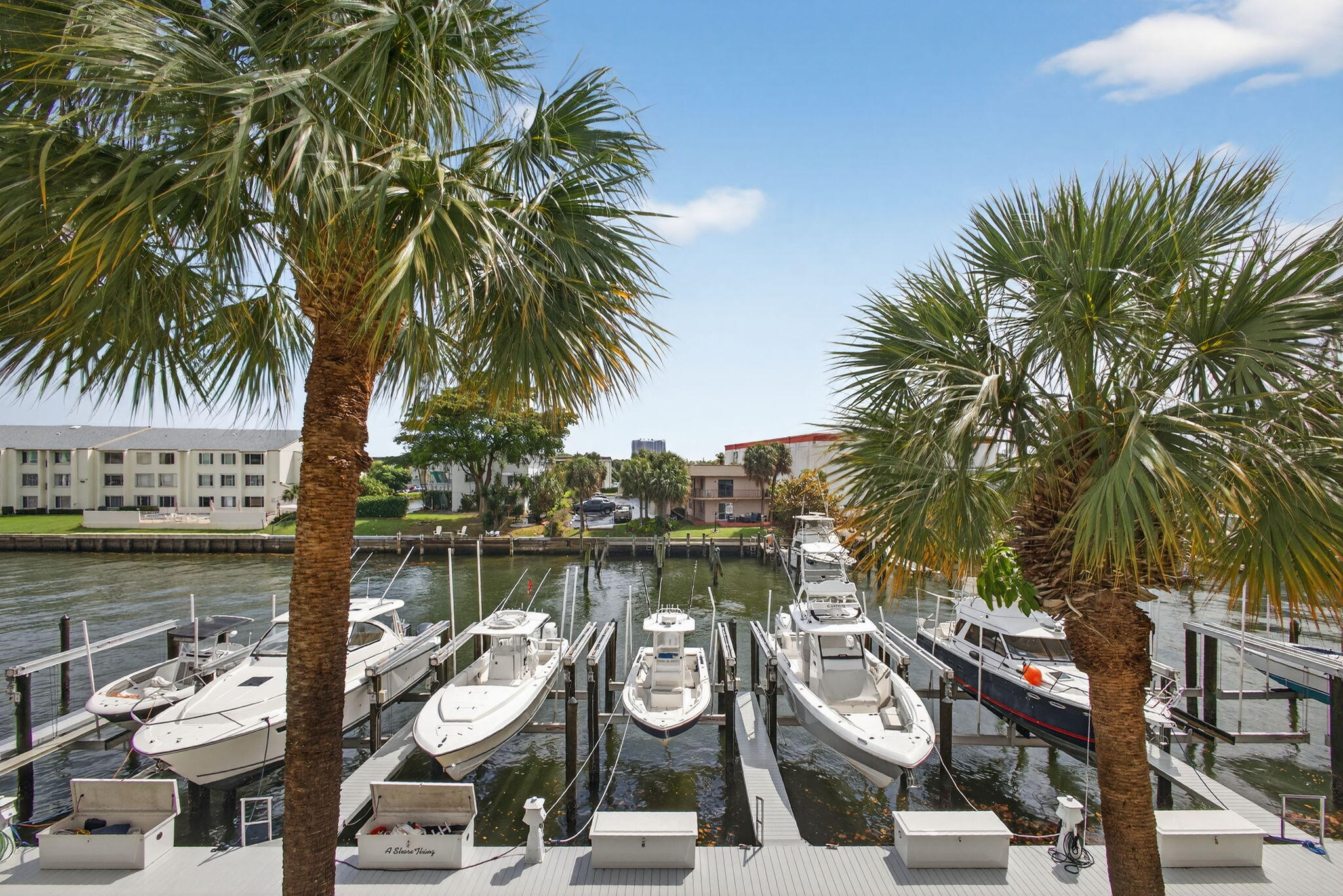 PARADISE VILLAS CONDO - Residential