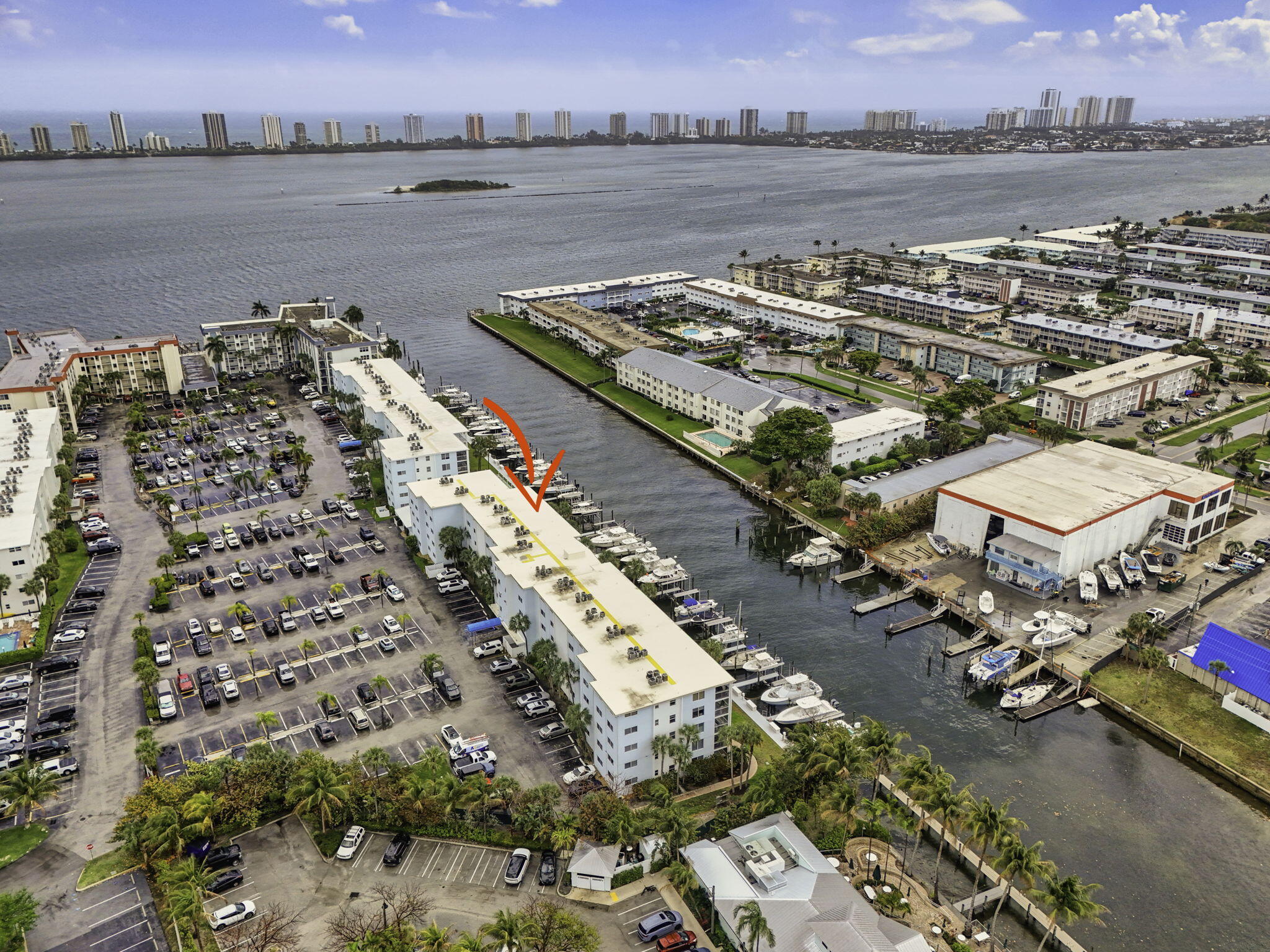 PARADISE VILLAS CONDO - Residential