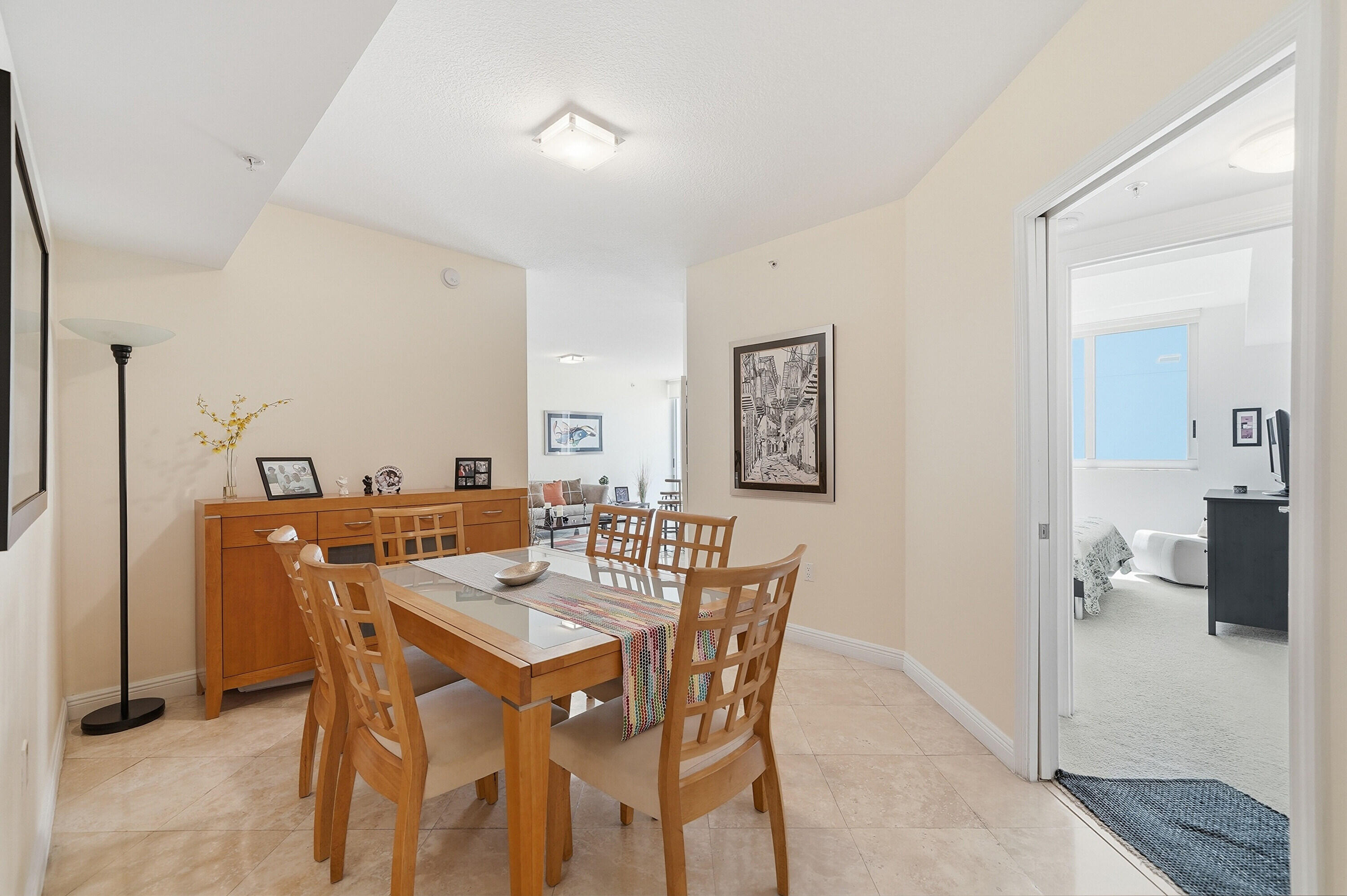 DUO CONDOMINIUM EAST - Residential