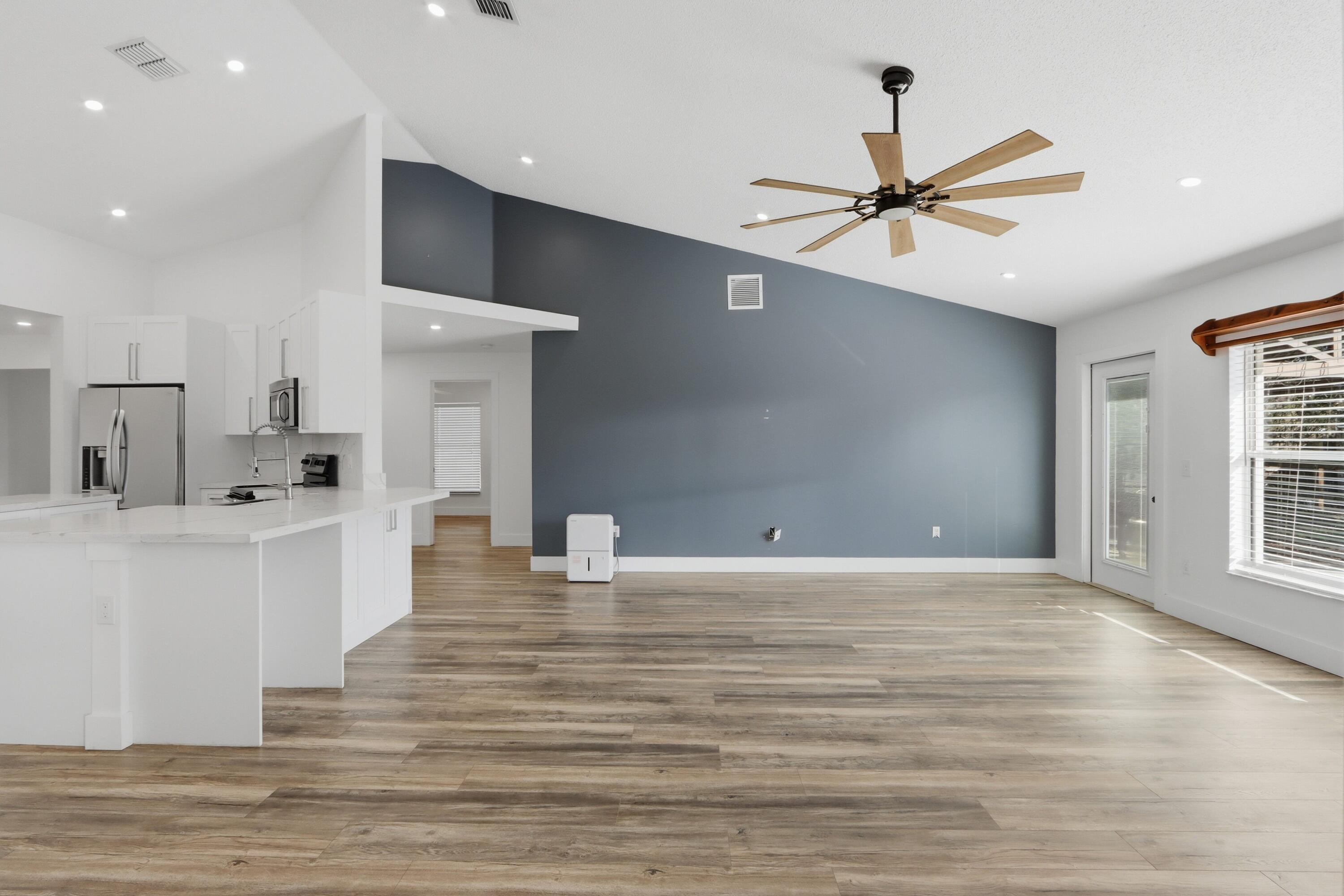 PORT ST LUCIE SECTION  31 - Residential
