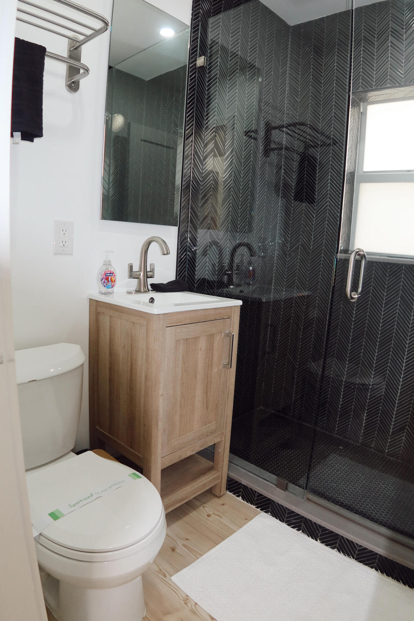HILLSBORO SHORES SEC - Residential Lease