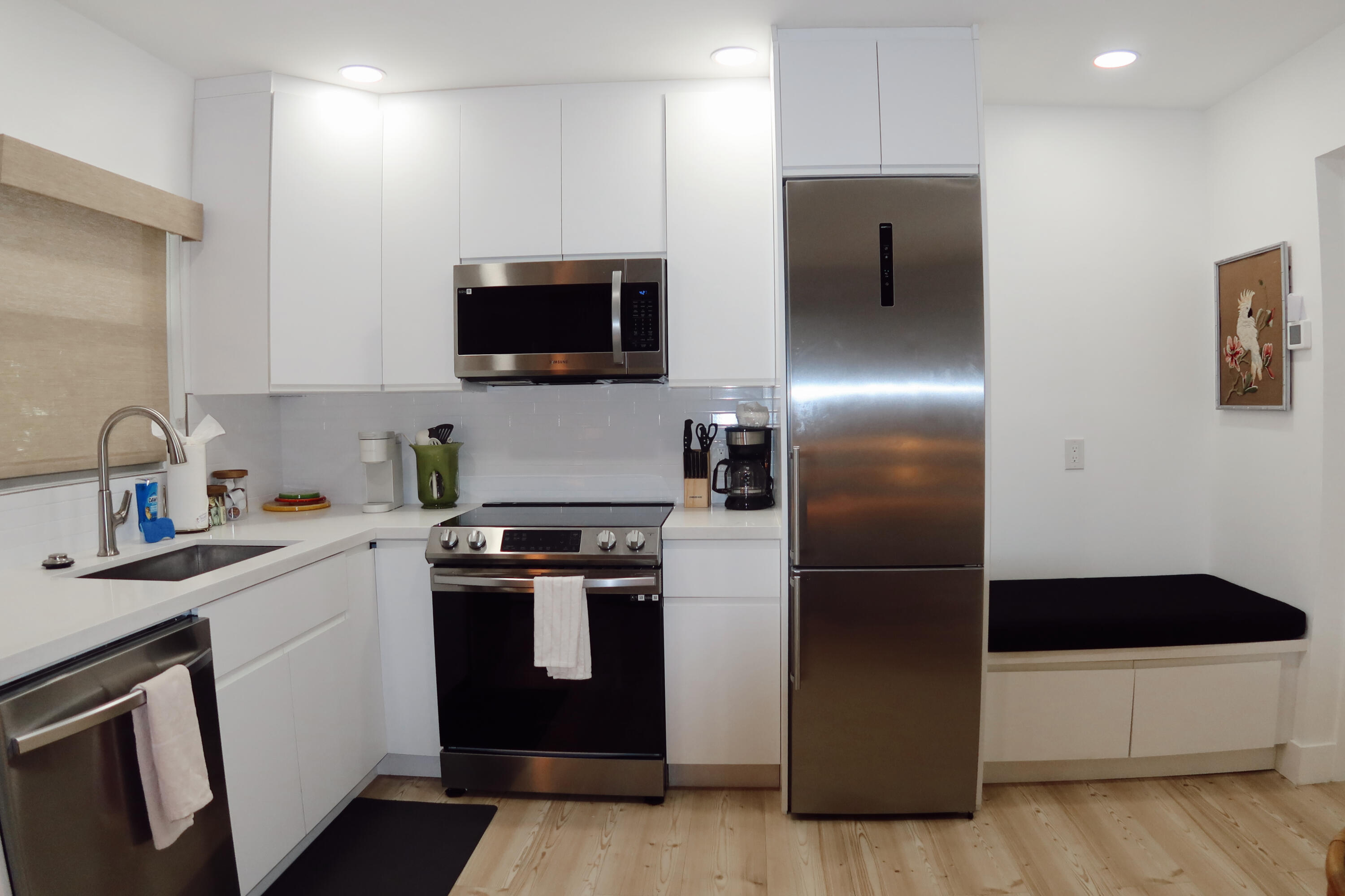 HILLSBORO SHORES SEC - Residential Lease