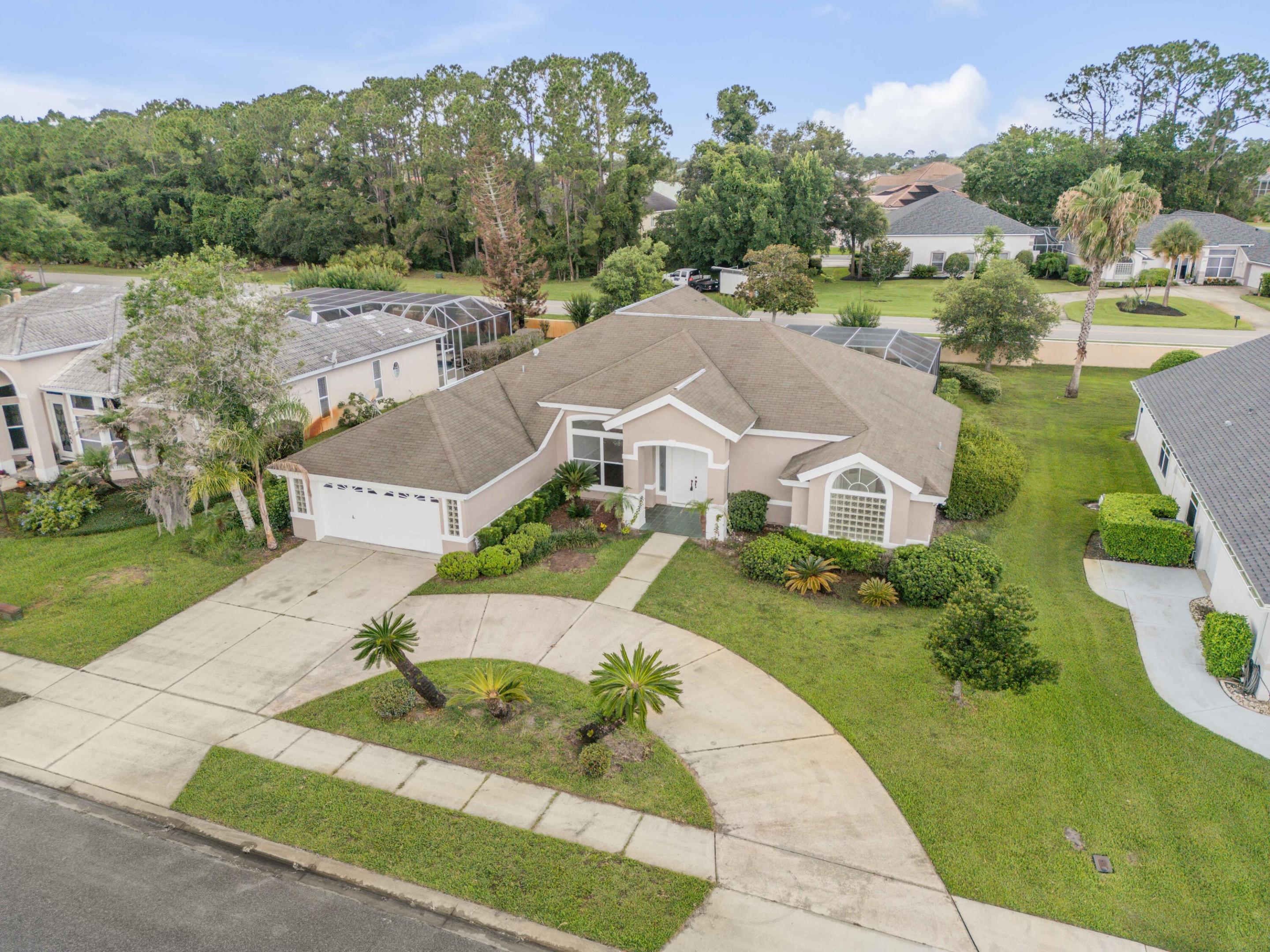 WINDSOR COURT AT SPRUCE CREEK - Residential