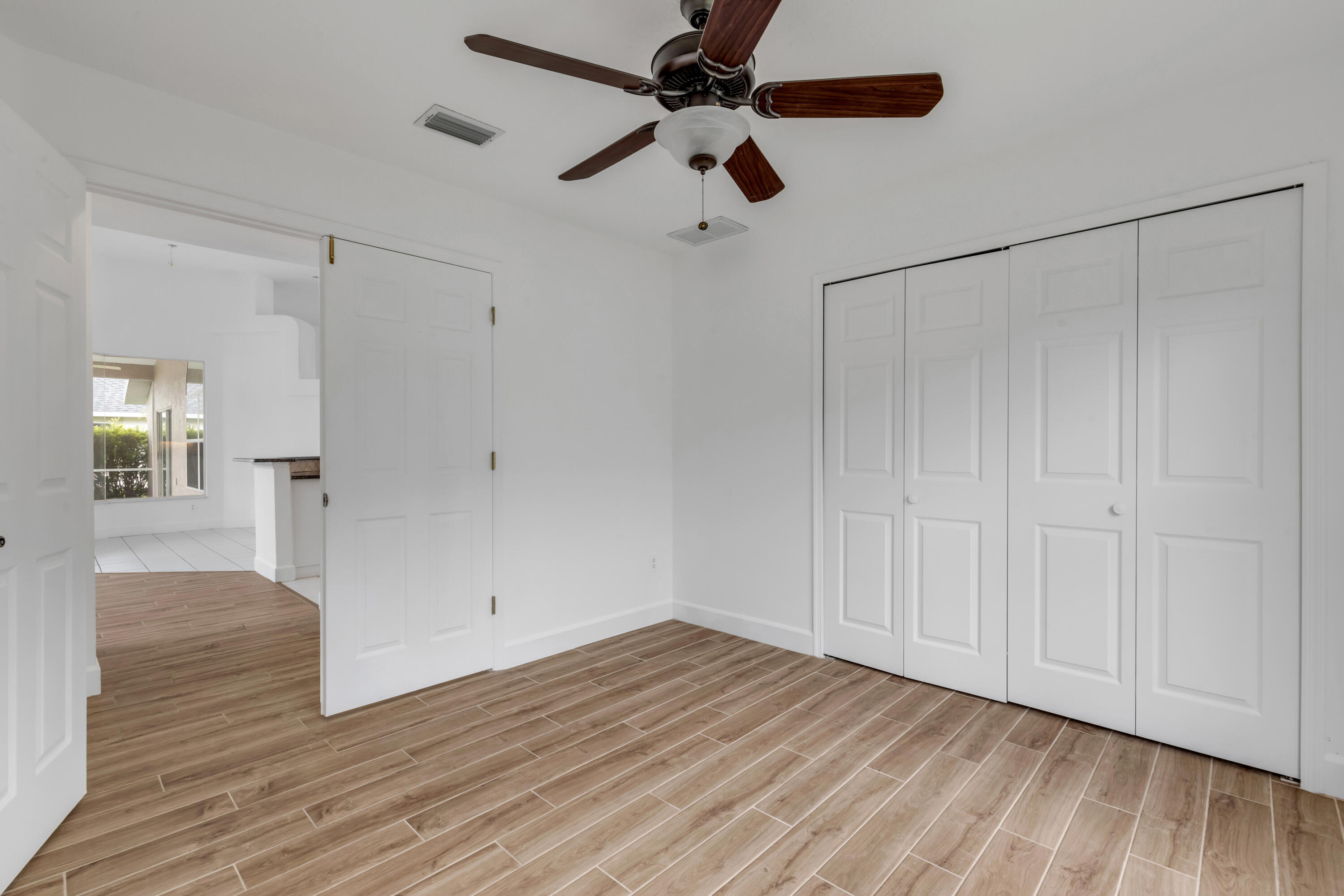 WINDSOR COURT AT SPRUCE CREEK - Residential