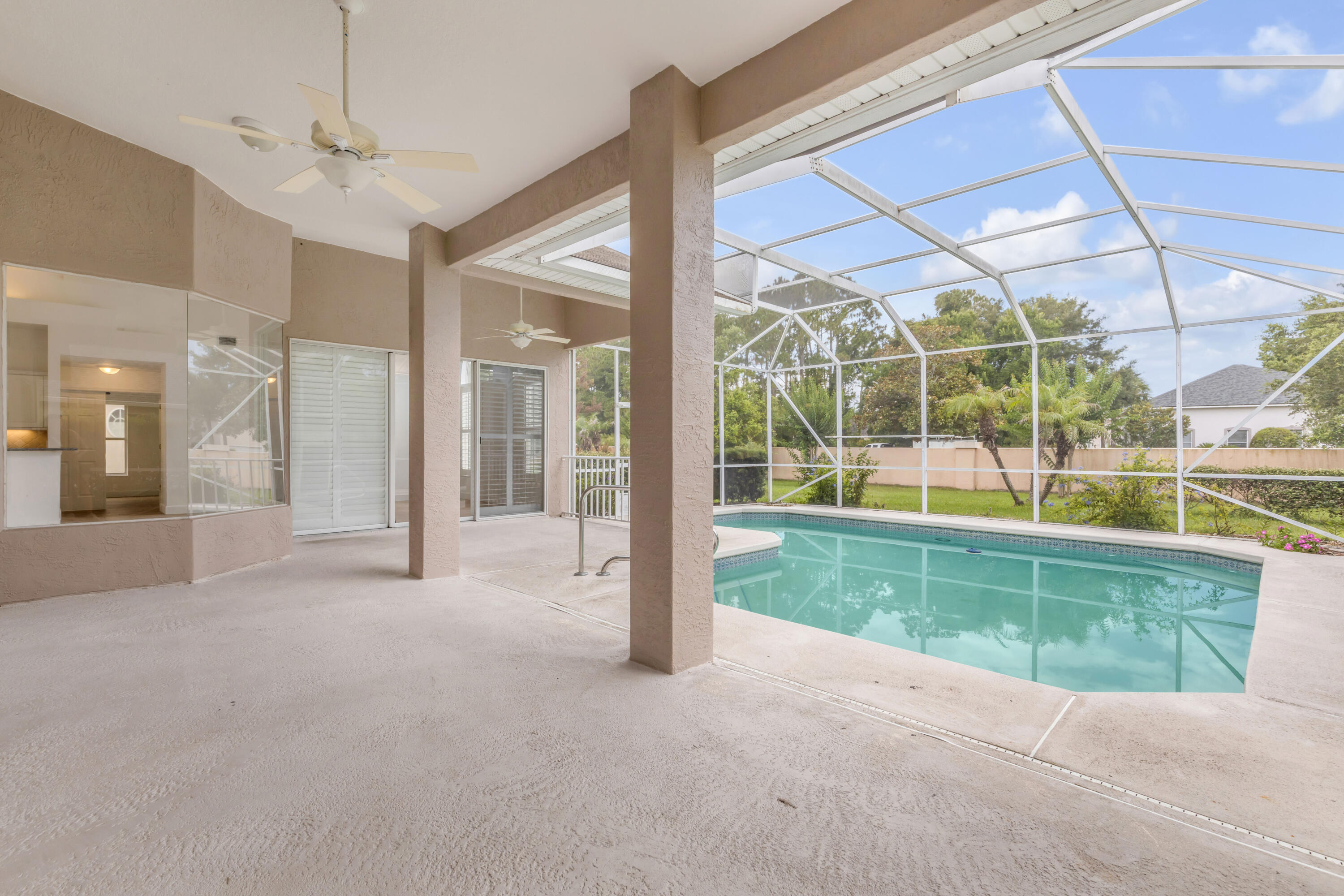 WINDSOR COURT AT SPRUCE CREEK - Residential