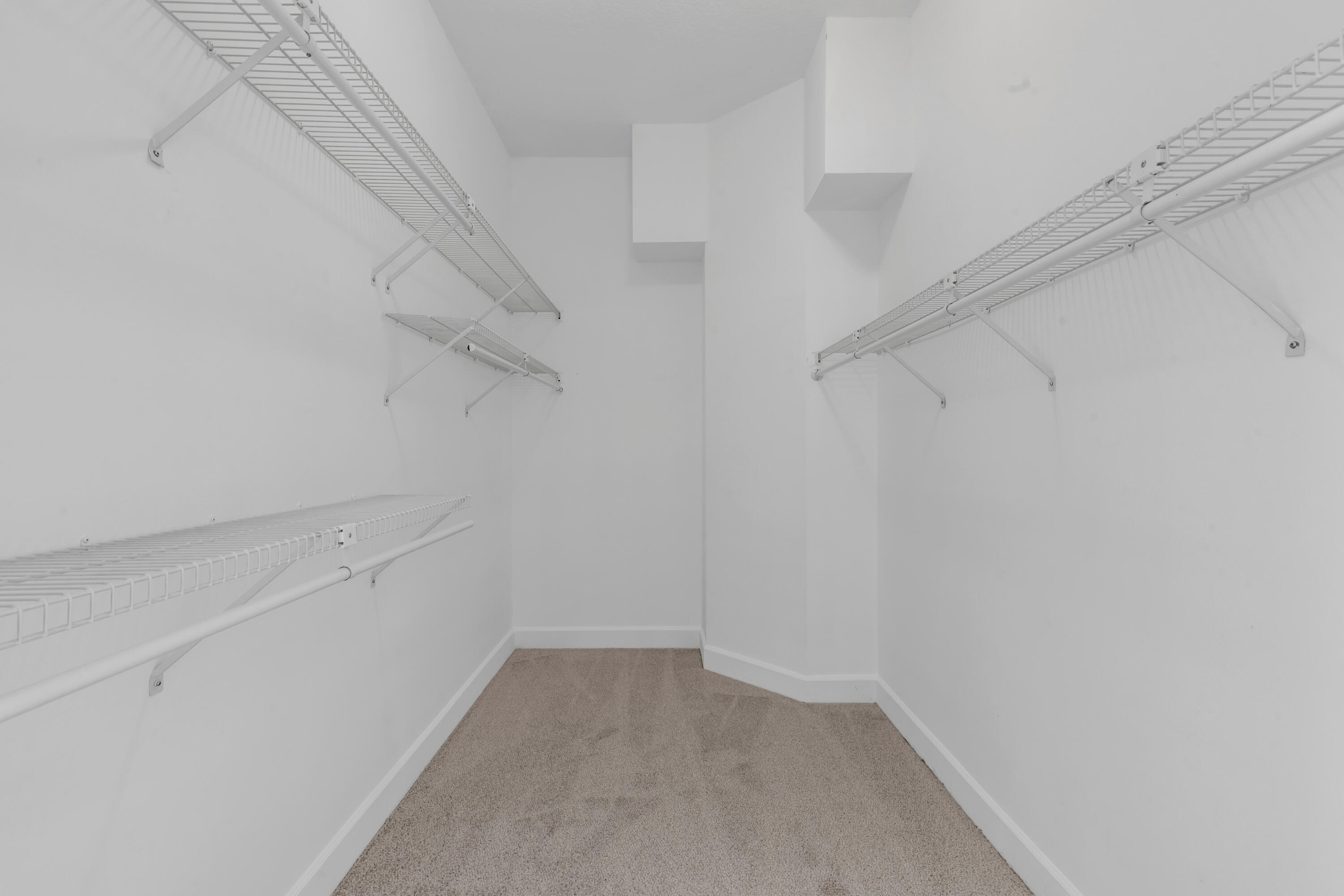 WINDSOR COURT AT SPRUCE CREEK - Residential