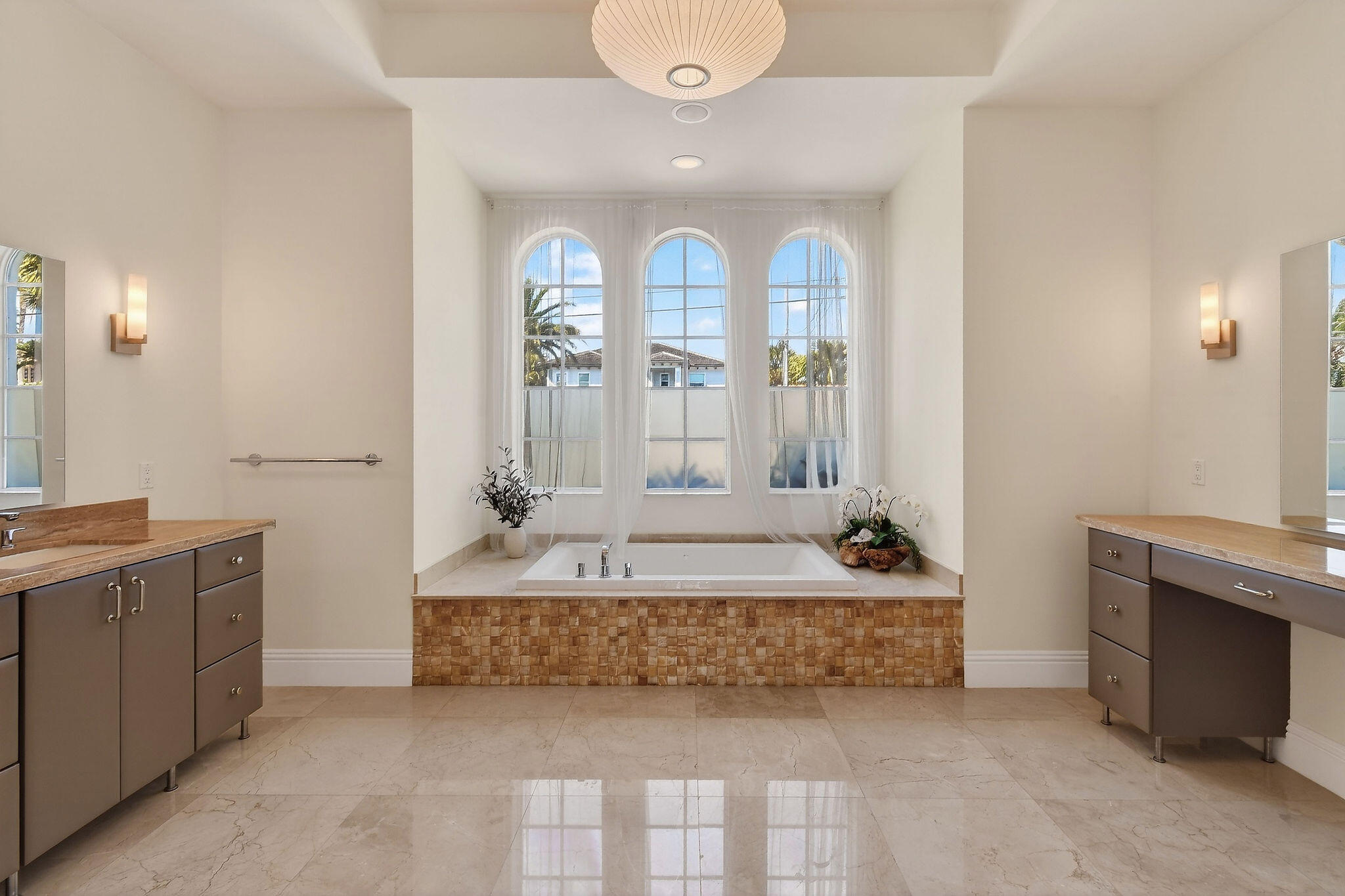 INTRACOASTAL PARK - Residential