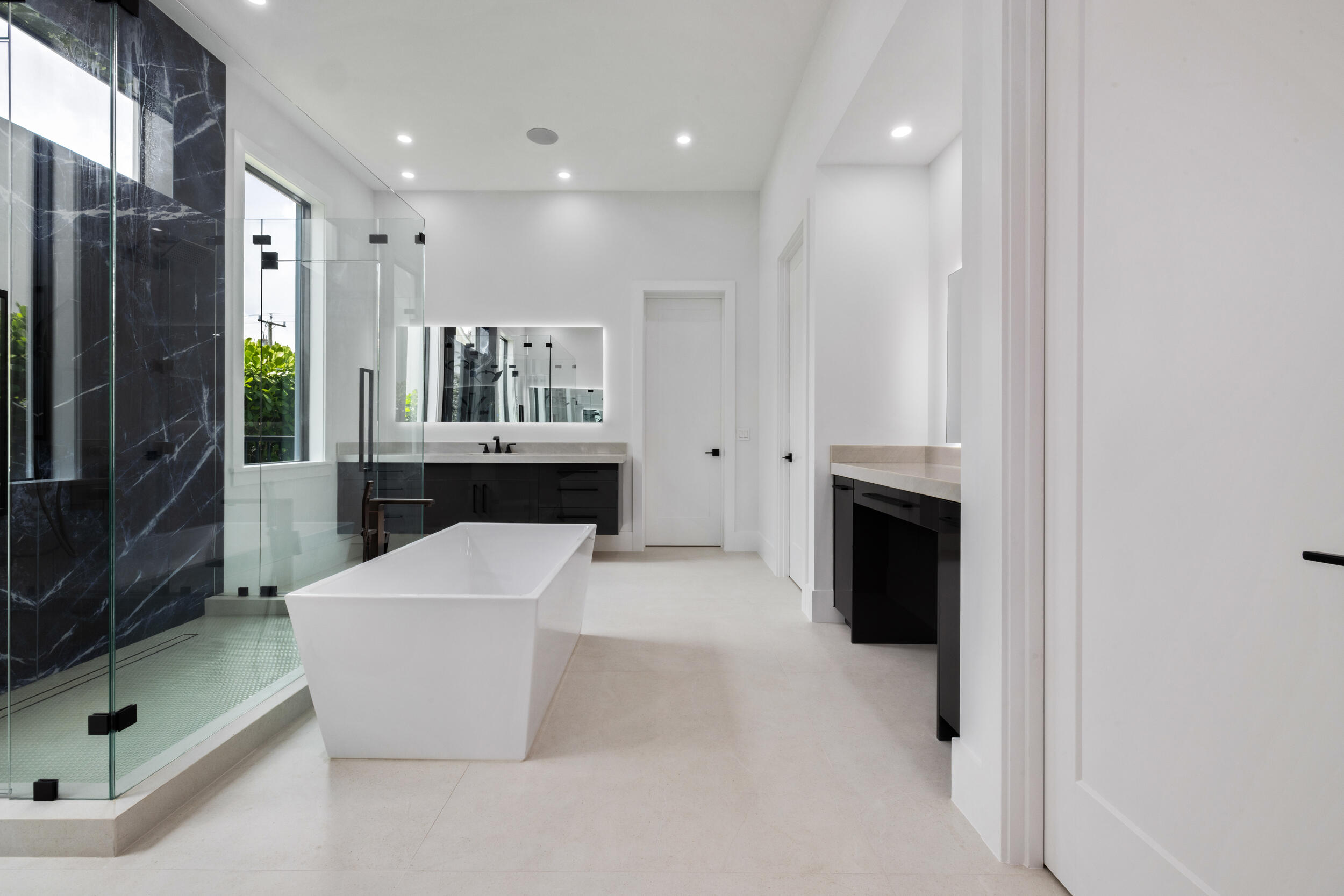 NORTH LAKE WORTH - Residential