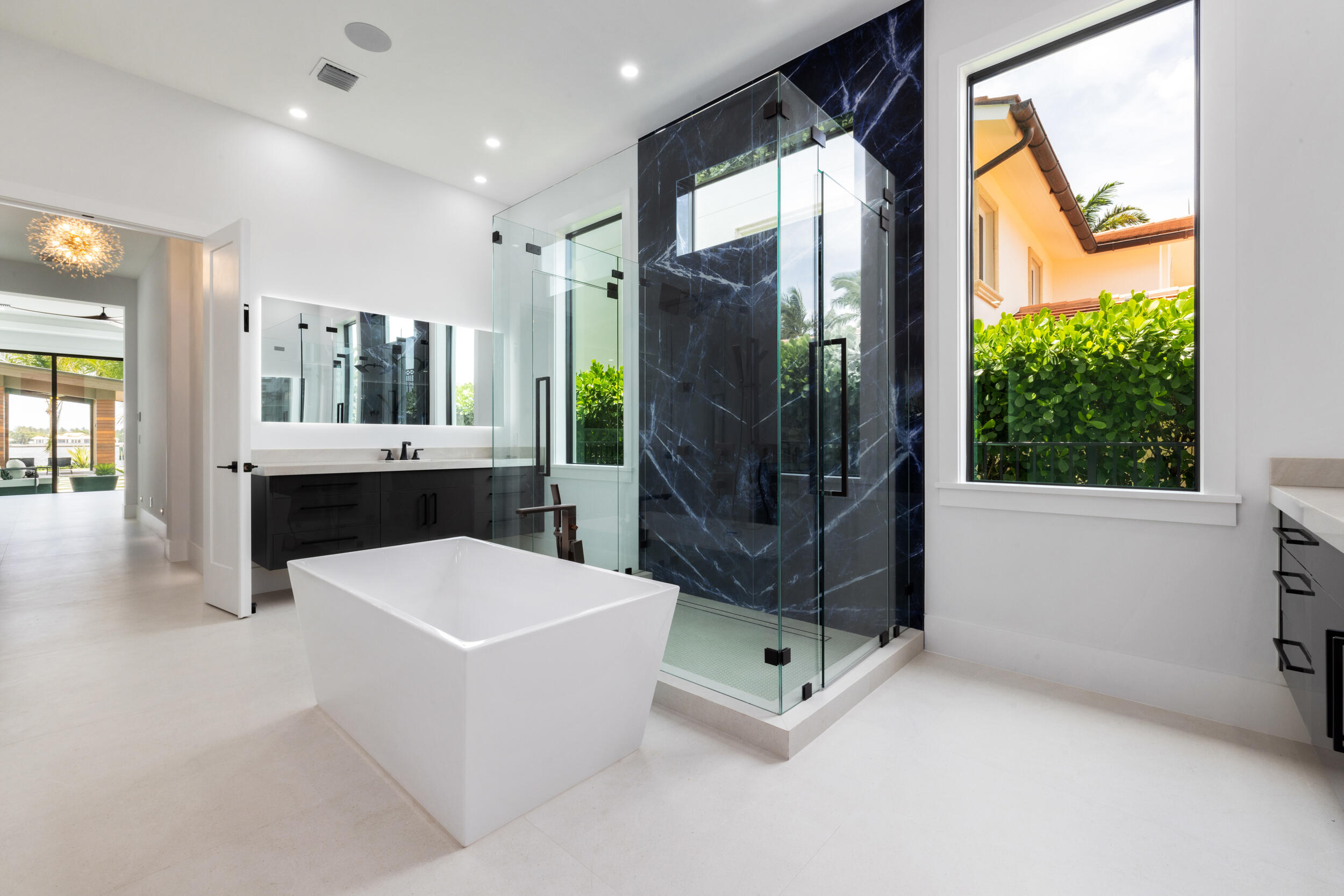 NORTH LAKE WORTH - Residential
