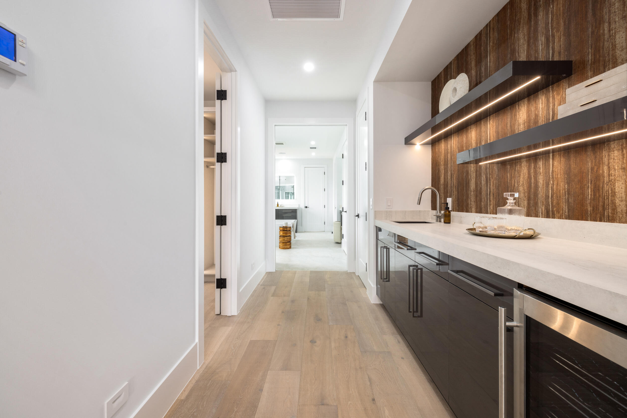 NORTH LAKE WORTH - Residential
