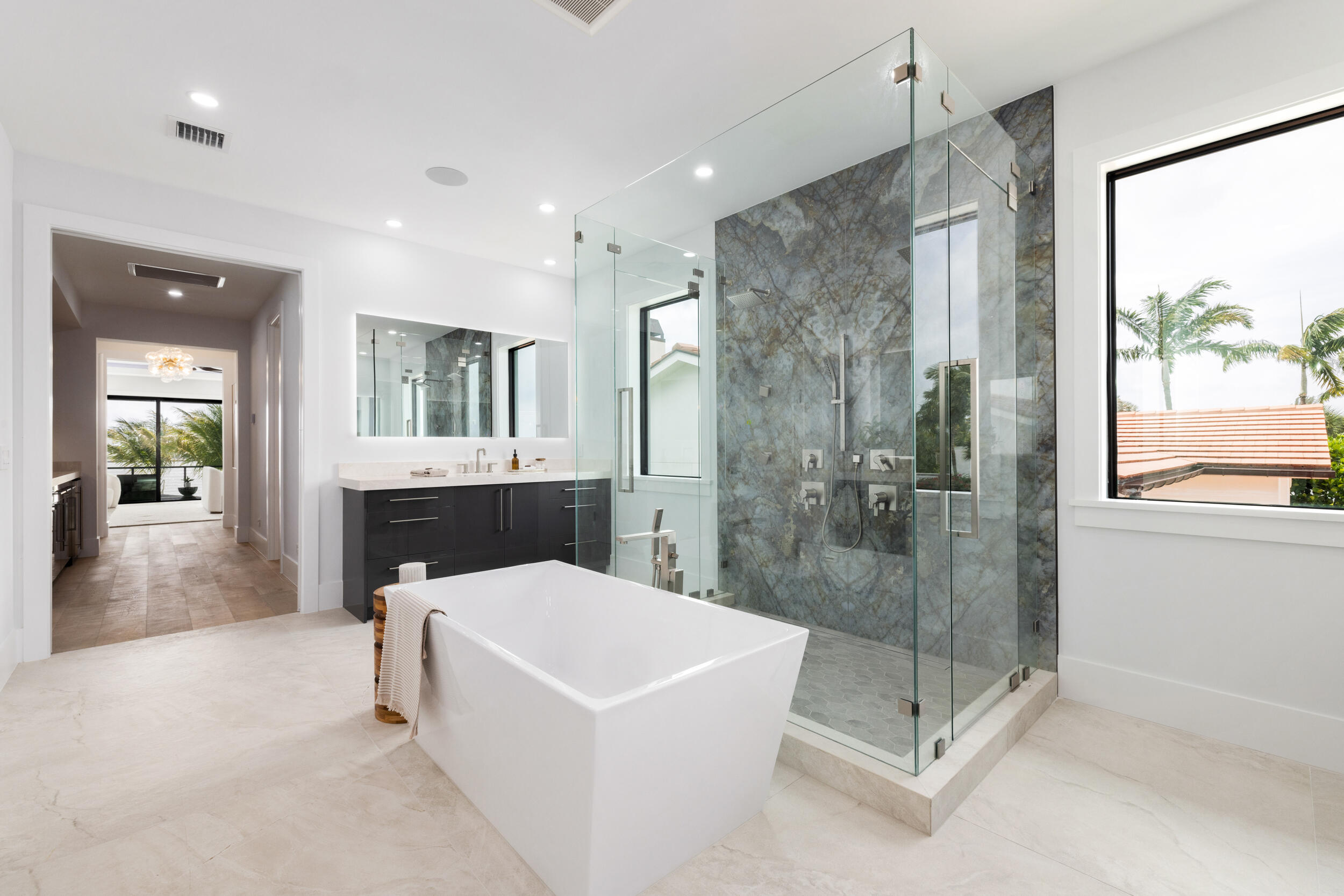 NORTH LAKE WORTH - Residential