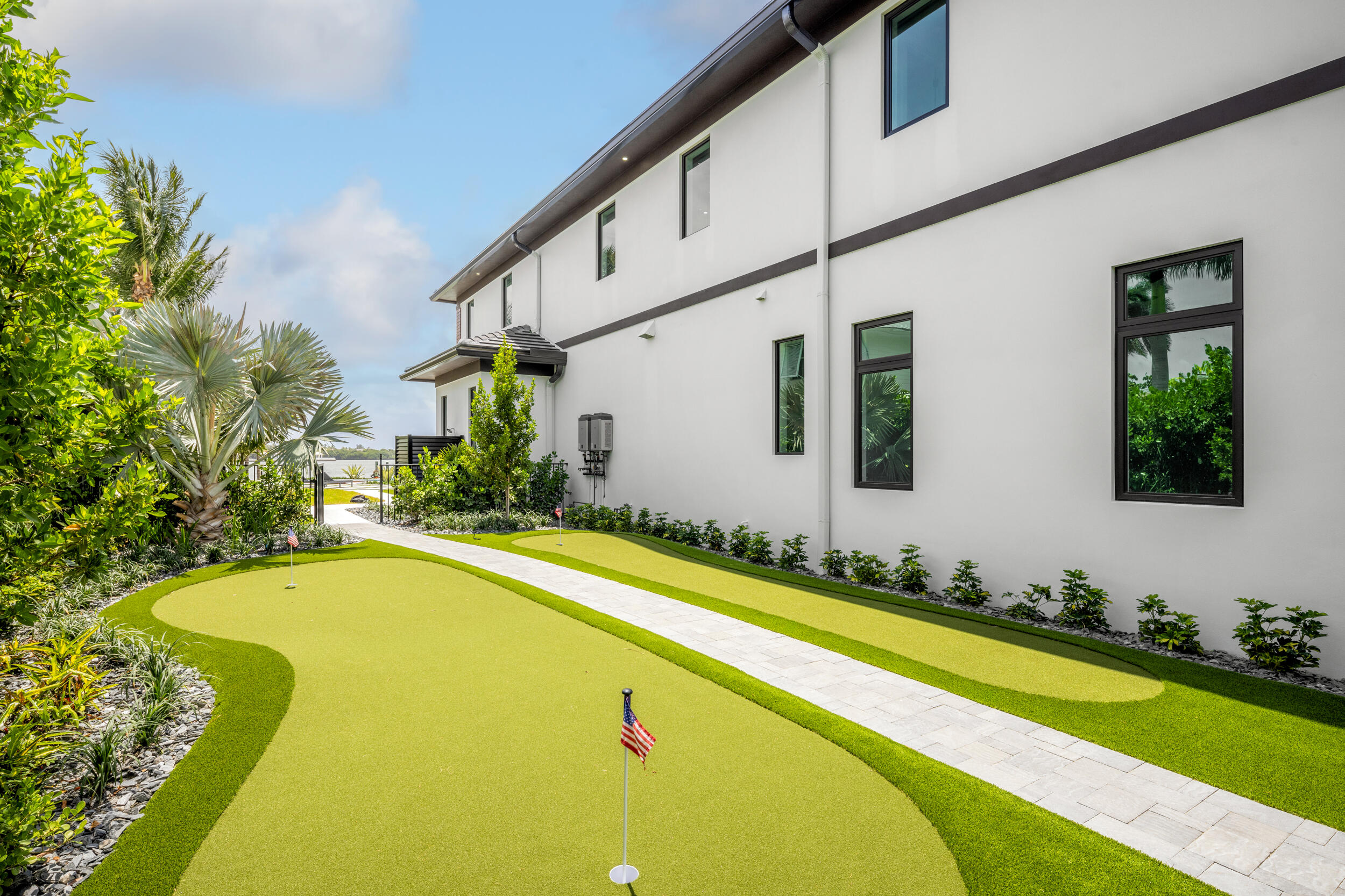 NORTH LAKE WORTH - Residential
