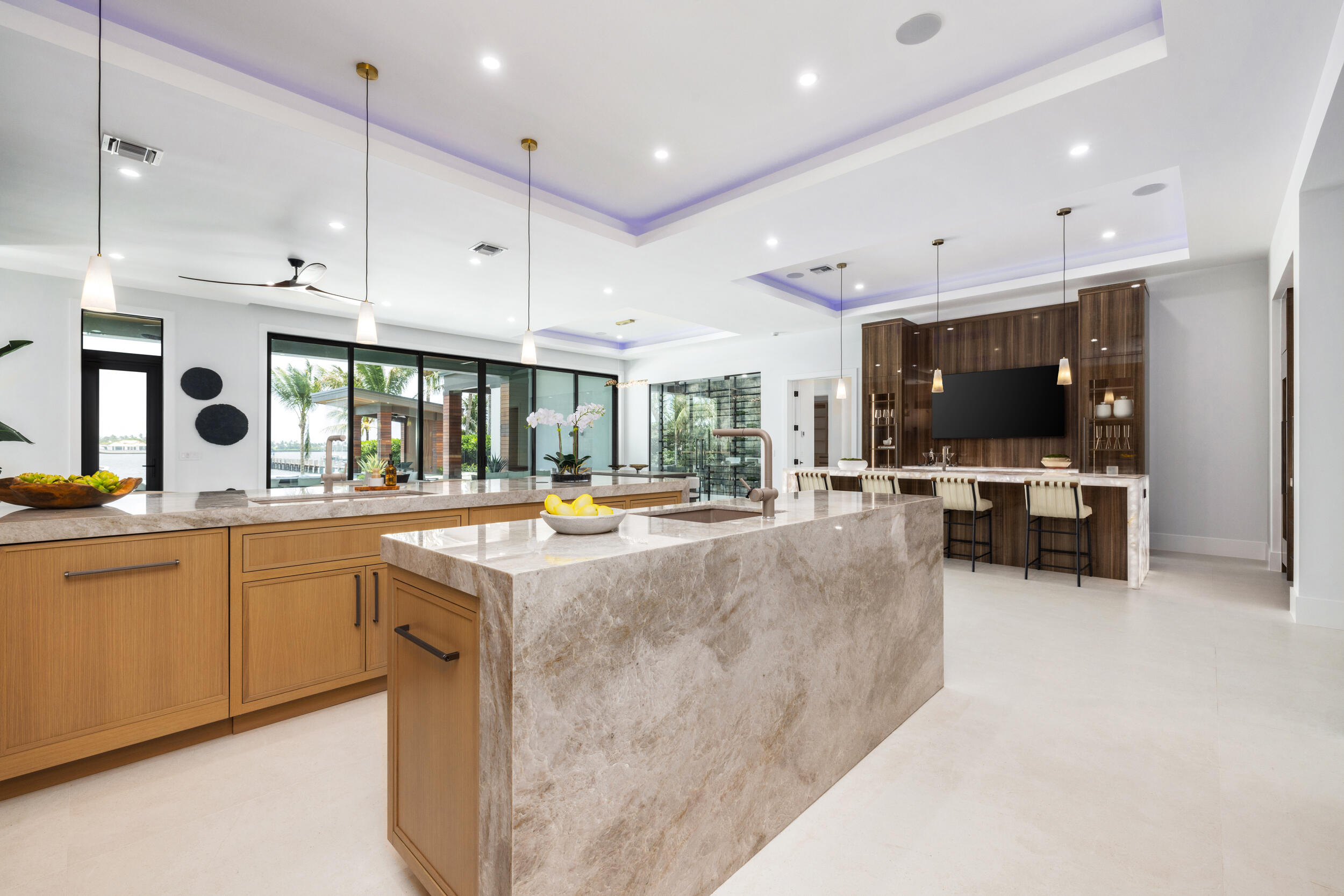 NORTH LAKE WORTH - Residential