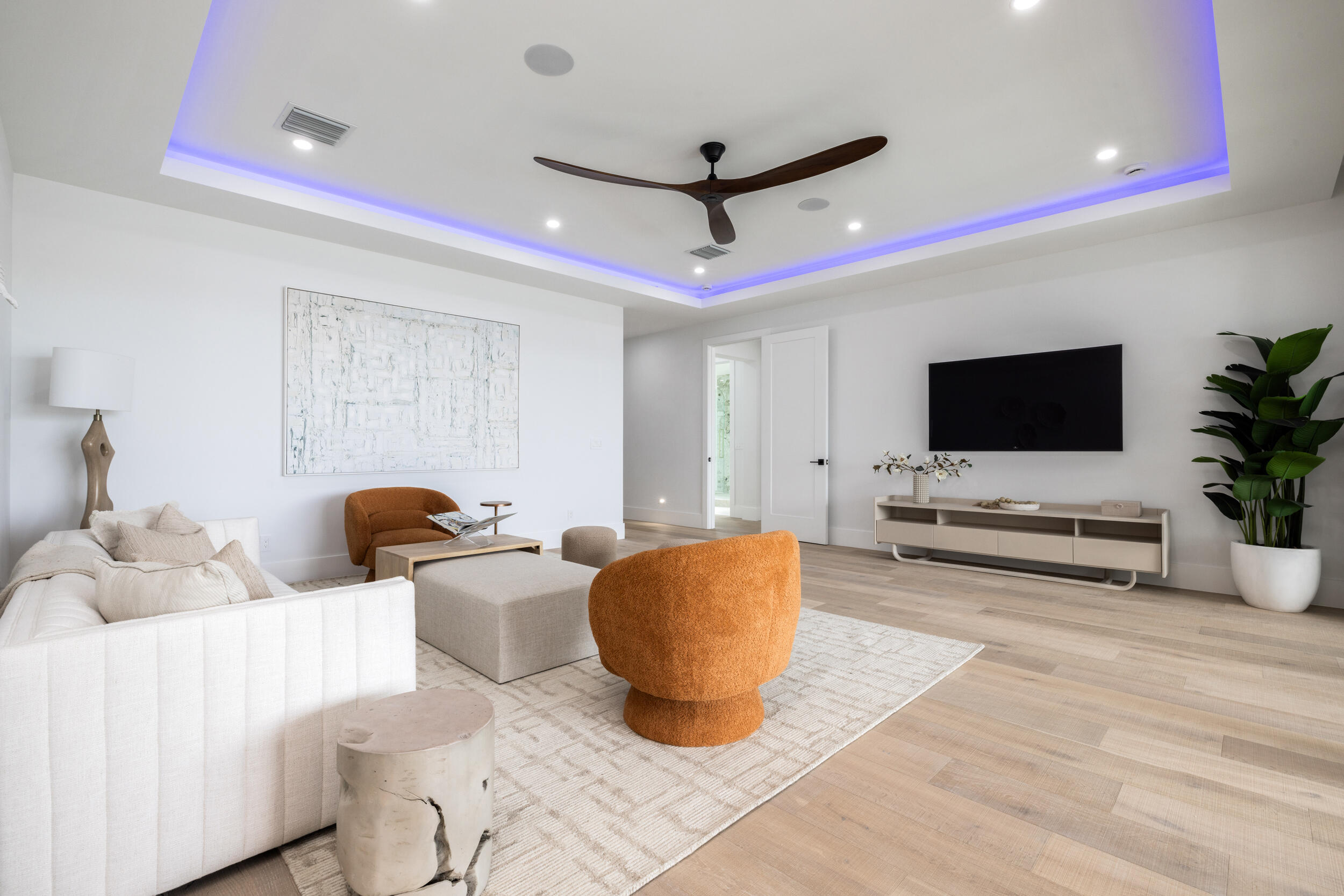 NORTH LAKE WORTH - Residential