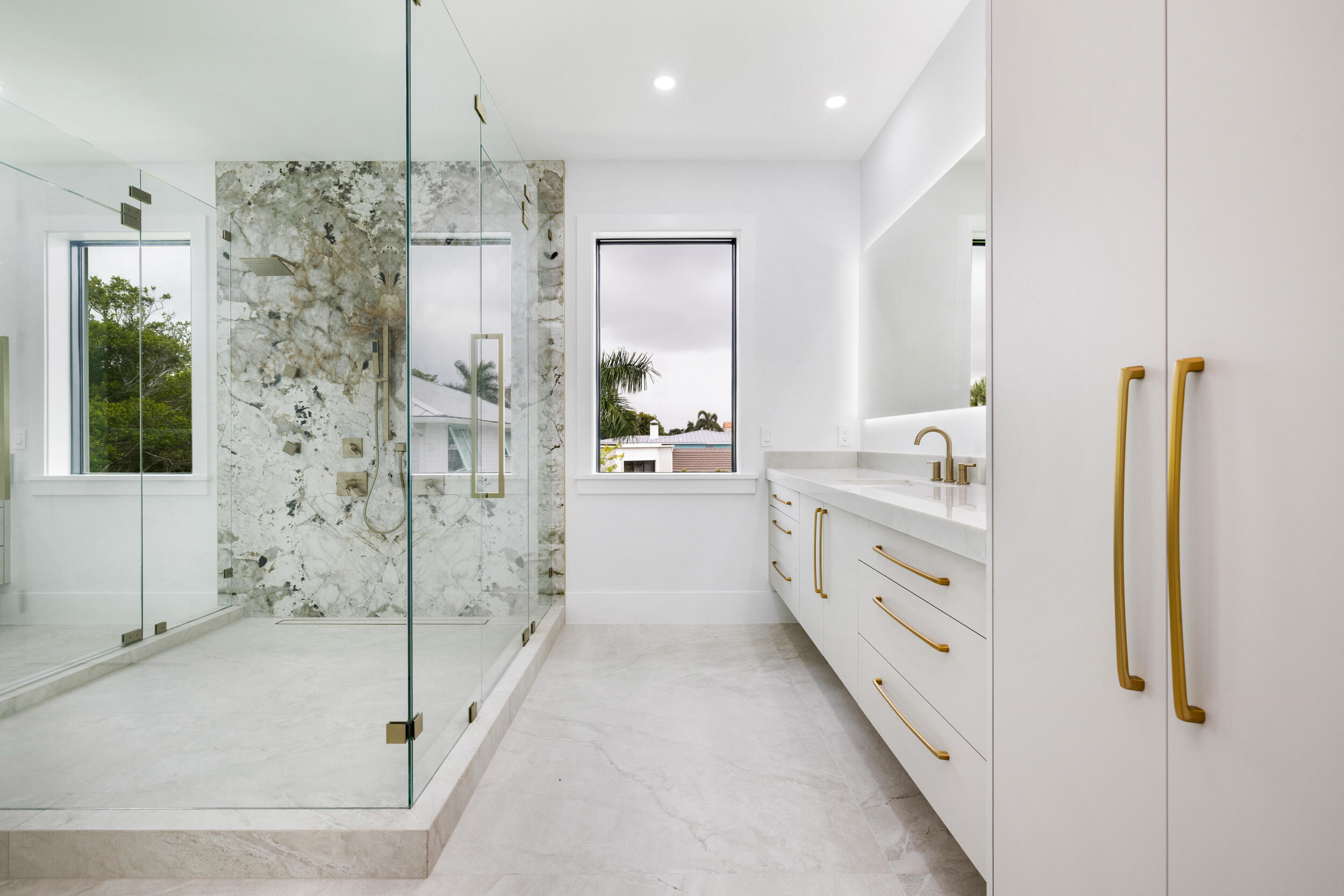 NORTH LAKE WORTH - Residential