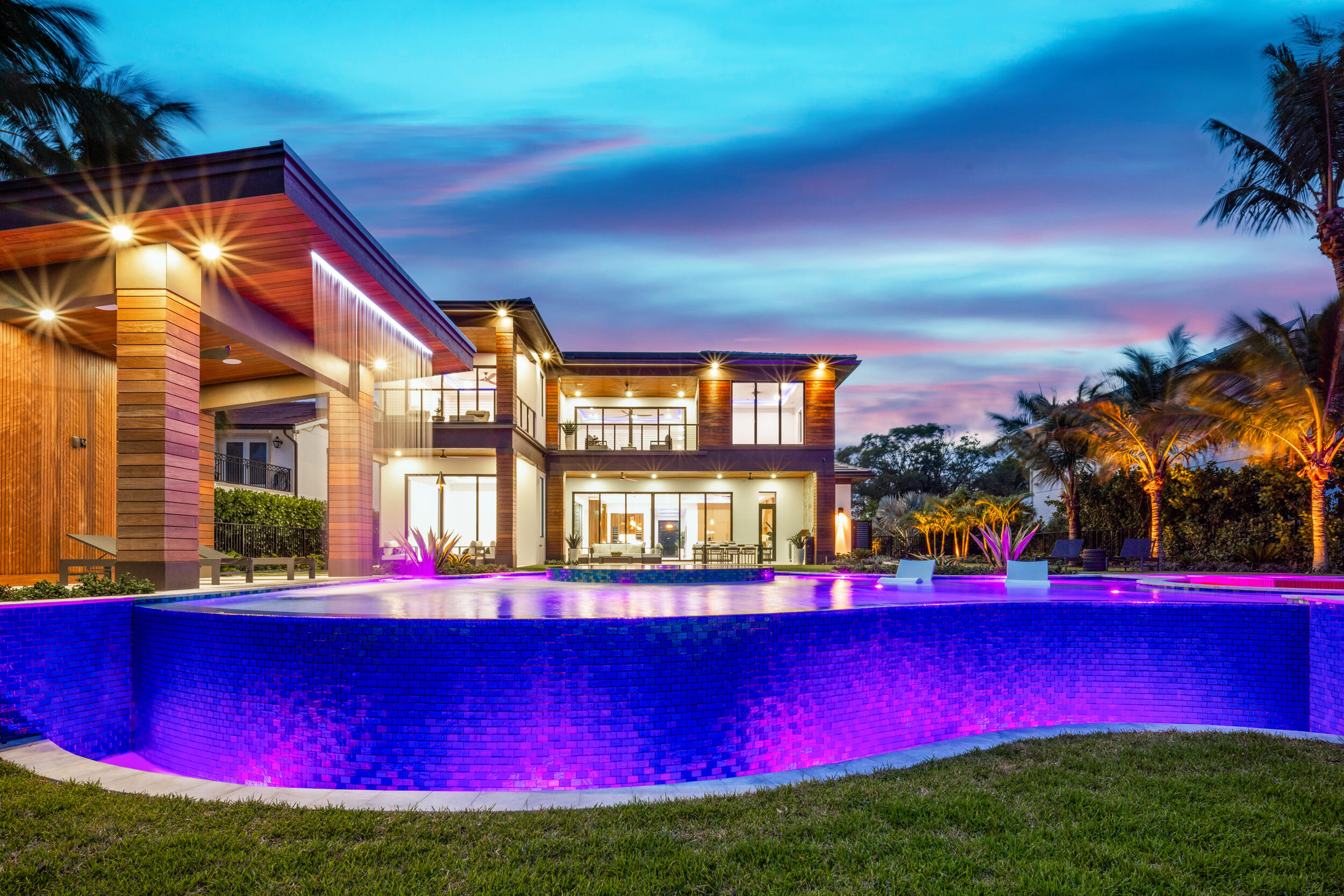 NORTH LAKE WORTH - Residential