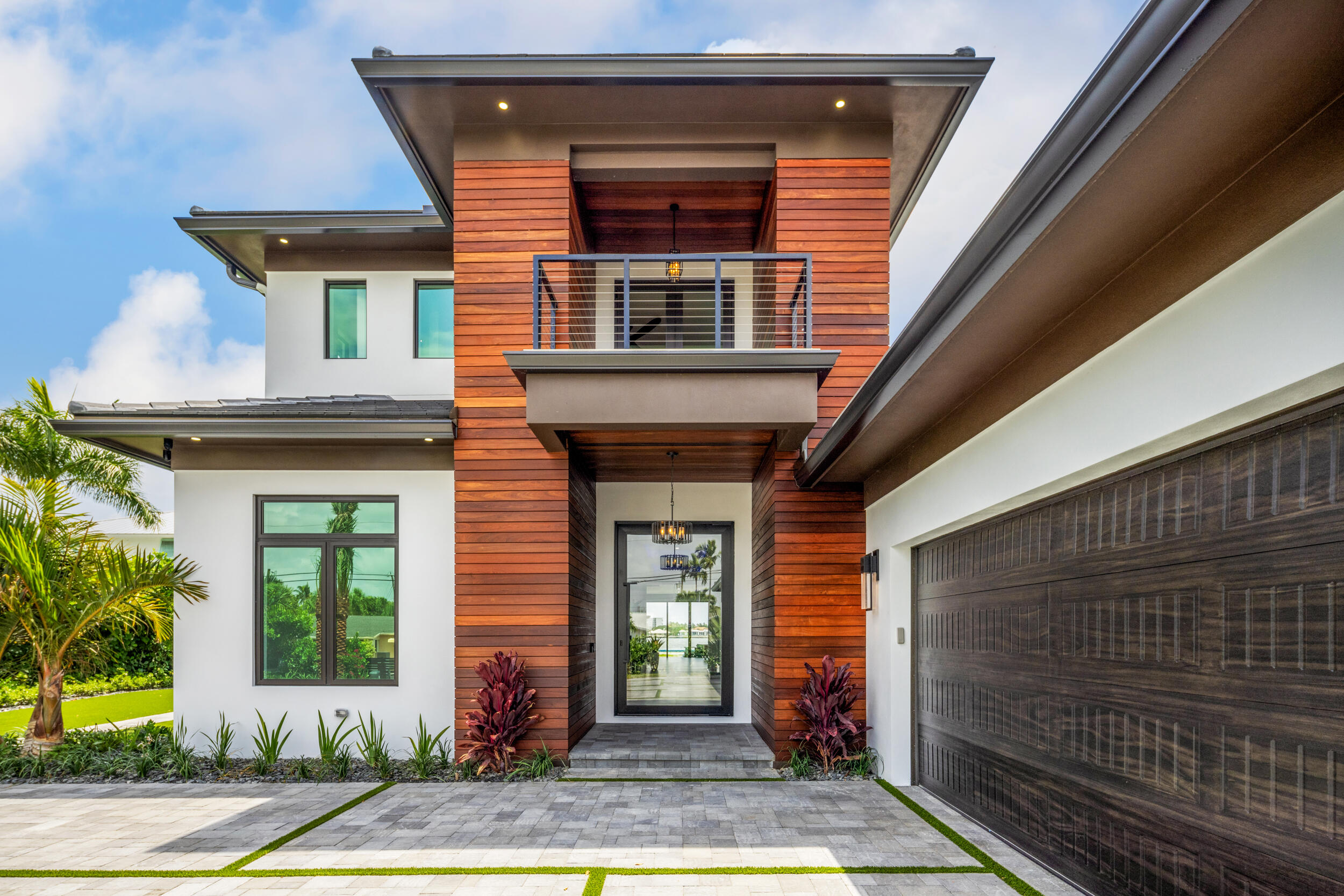 NORTH LAKE WORTH - Residential