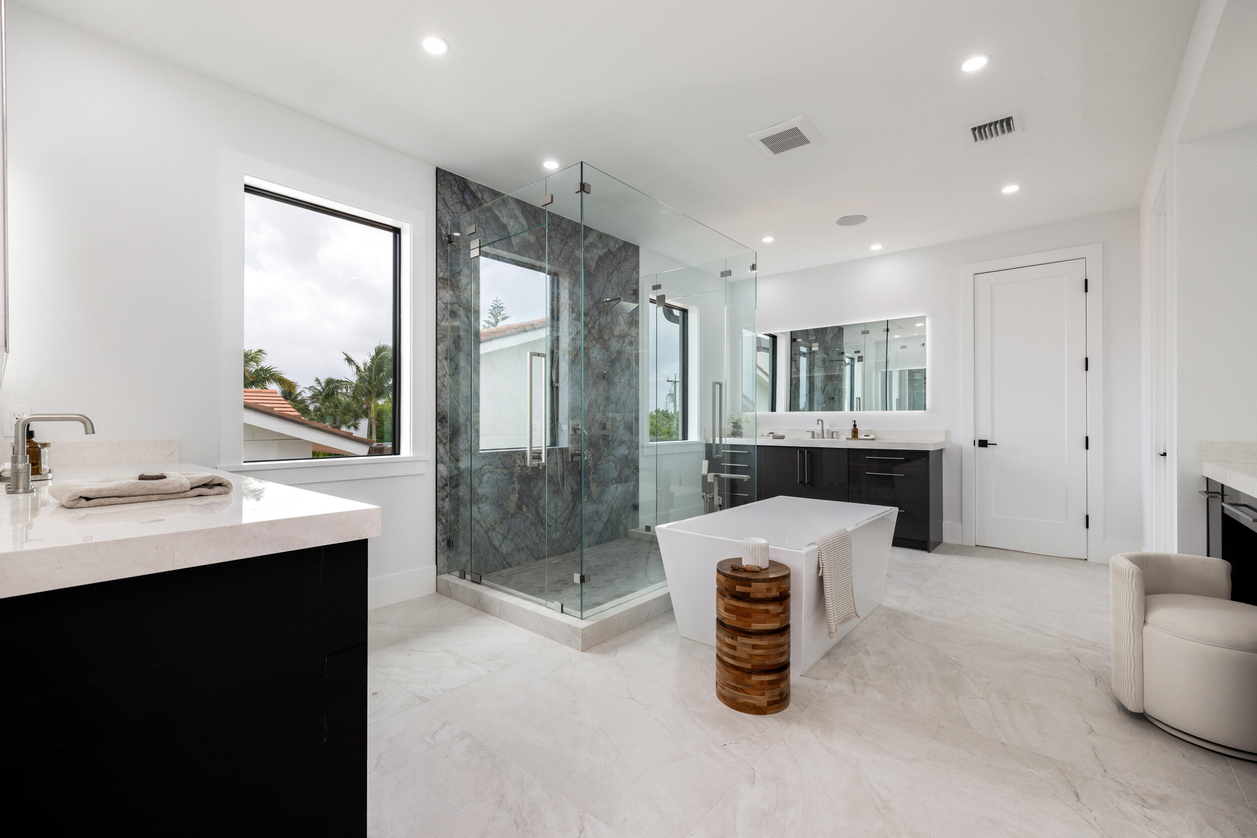 NORTH LAKE WORTH - Residential