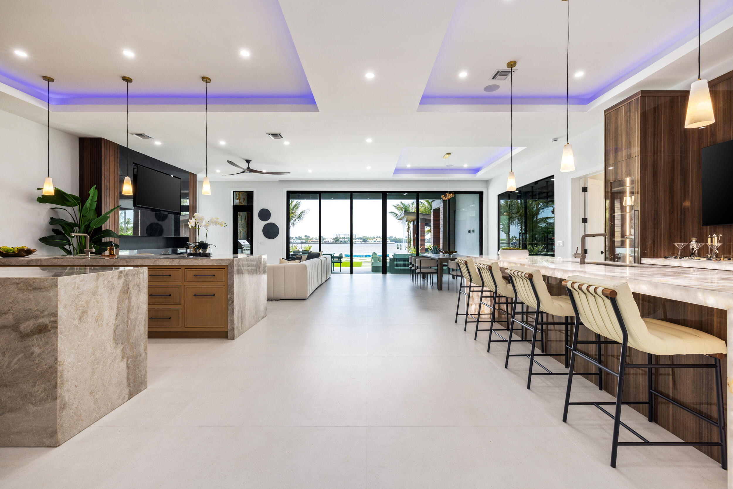 NORTH LAKE WORTH - Residential