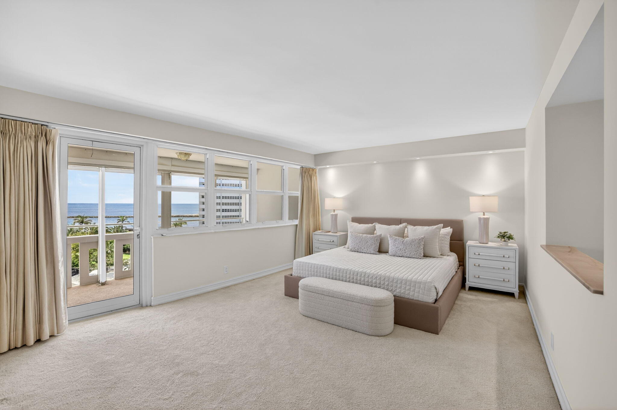 EVERGLADES HOUSE CONDO - Residential
