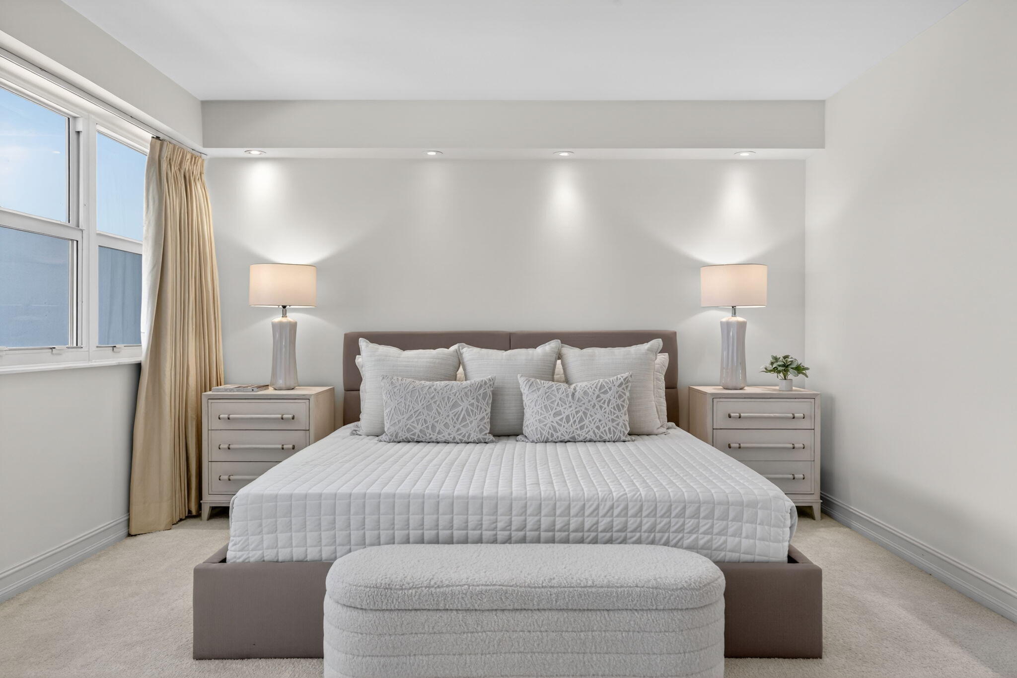 EVERGLADES HOUSE CONDO - Residential