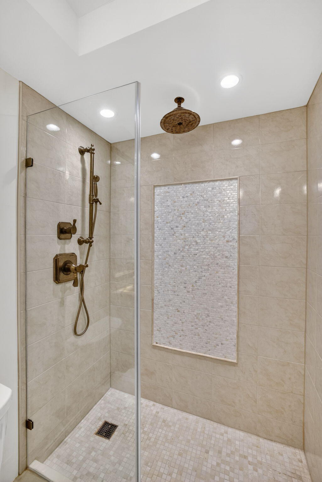EVERGLADES HOUSE CONDO - Residential