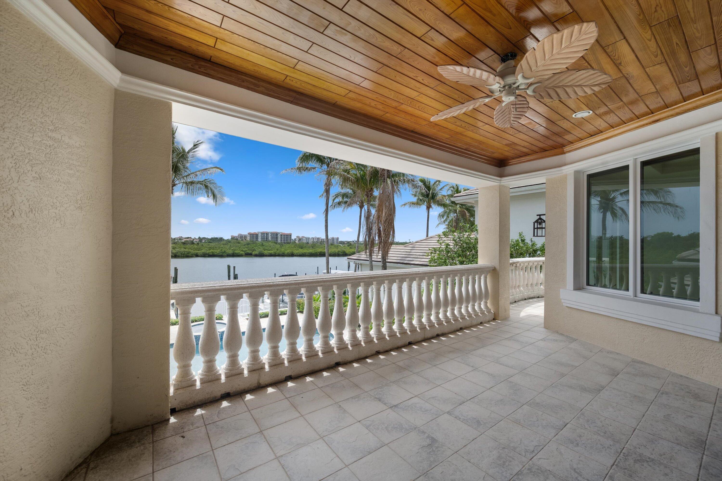 HARBOUR AT JONATHANS LANDING - Residential
