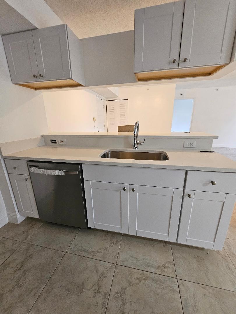 PINEHURST CLUB CONDO - Residential Lease