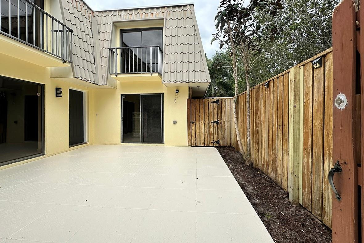 EMBASSY PARK CONDO - Residential