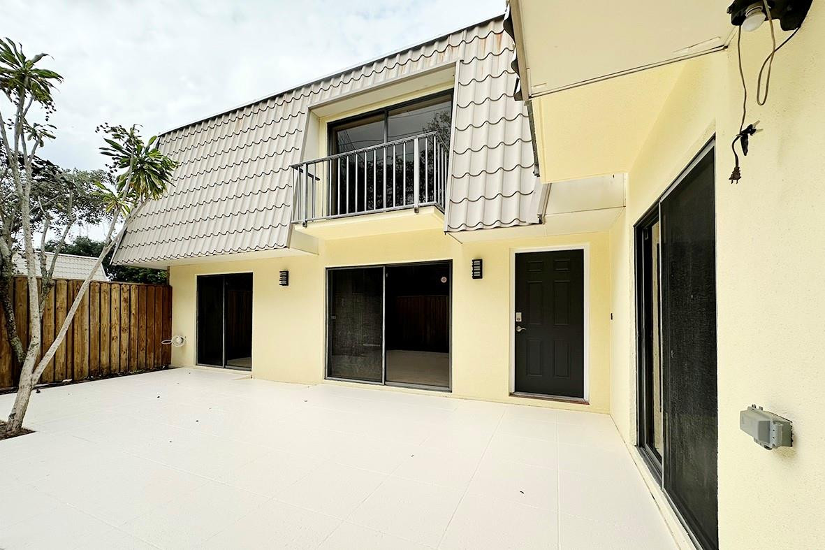 EMBASSY PARK CONDO - Residential