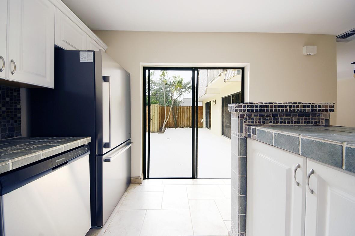 EMBASSY PARK CONDO - Residential