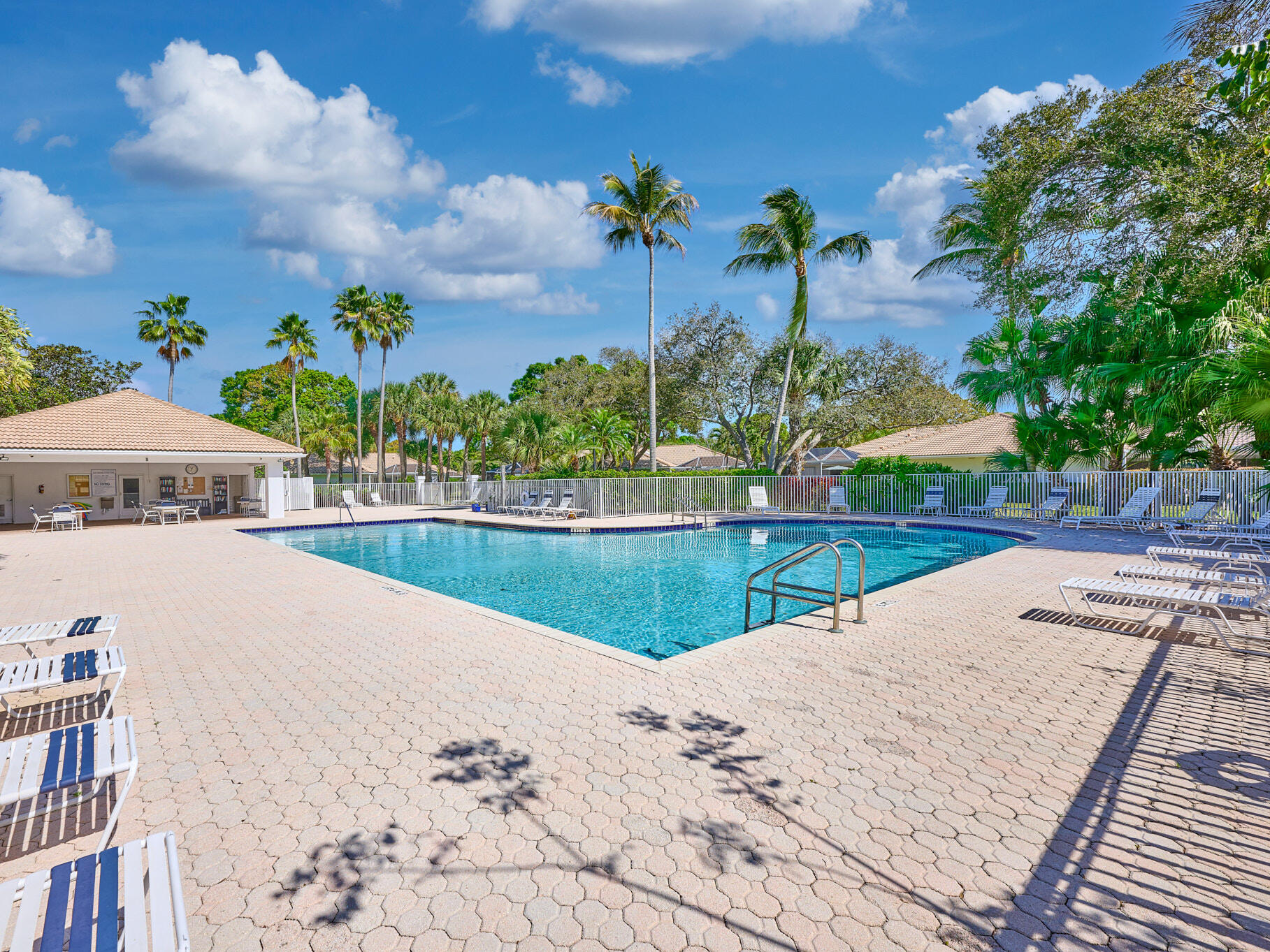 OAKS-SUNTERRACE 1 - Residential